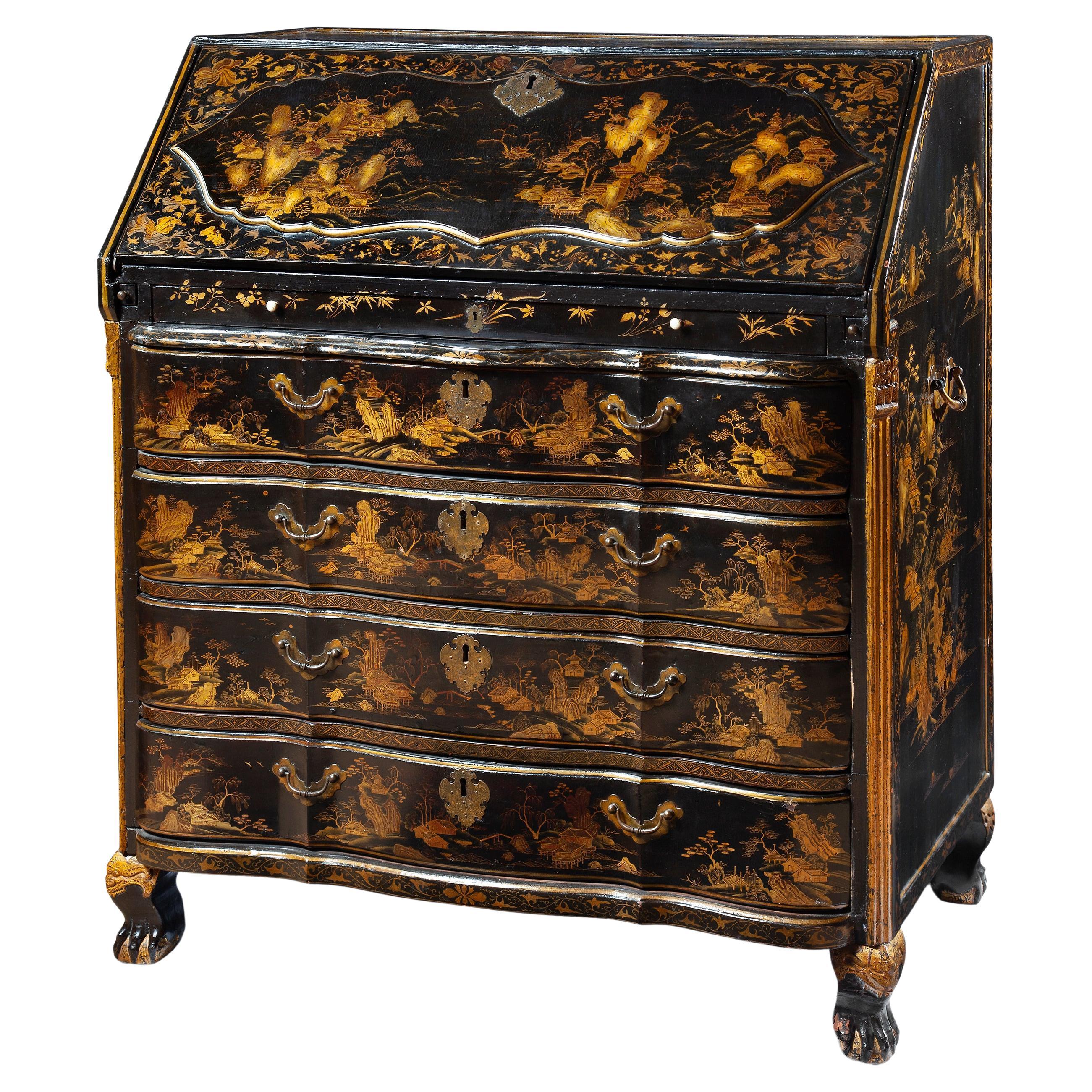 18th Century Chinese Export Lacquer Chinoiserie Bureau Desk for the Dutch Market For Sale
