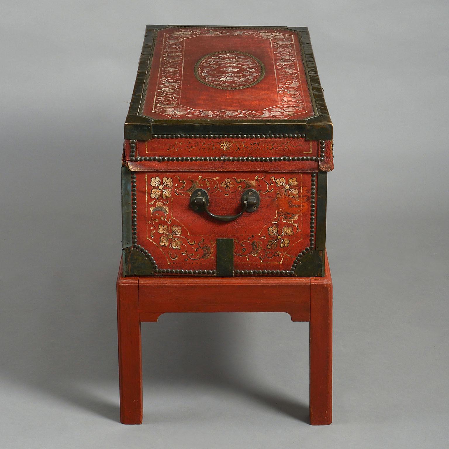 Late 18th Century 18th Century Chinese Export Painted Leather Trunk For Sale