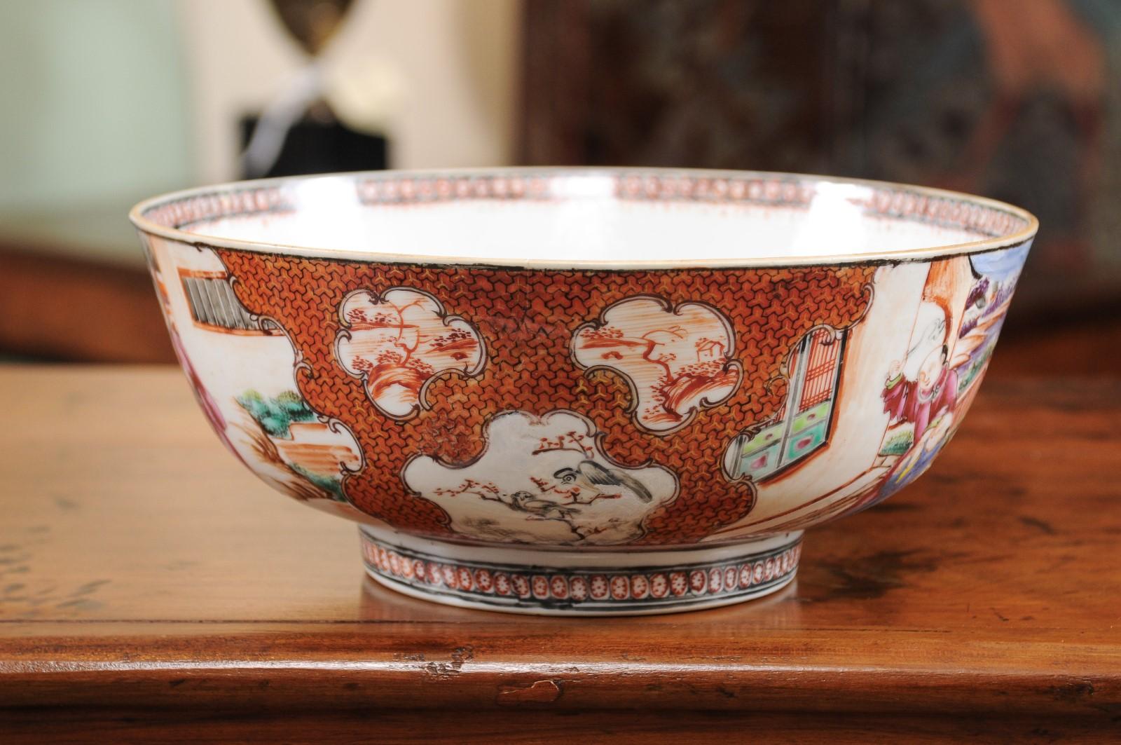 18th Century Chinese Export Porcelain Bowl with Mandarin Scene & Orange Ground For Sale 1