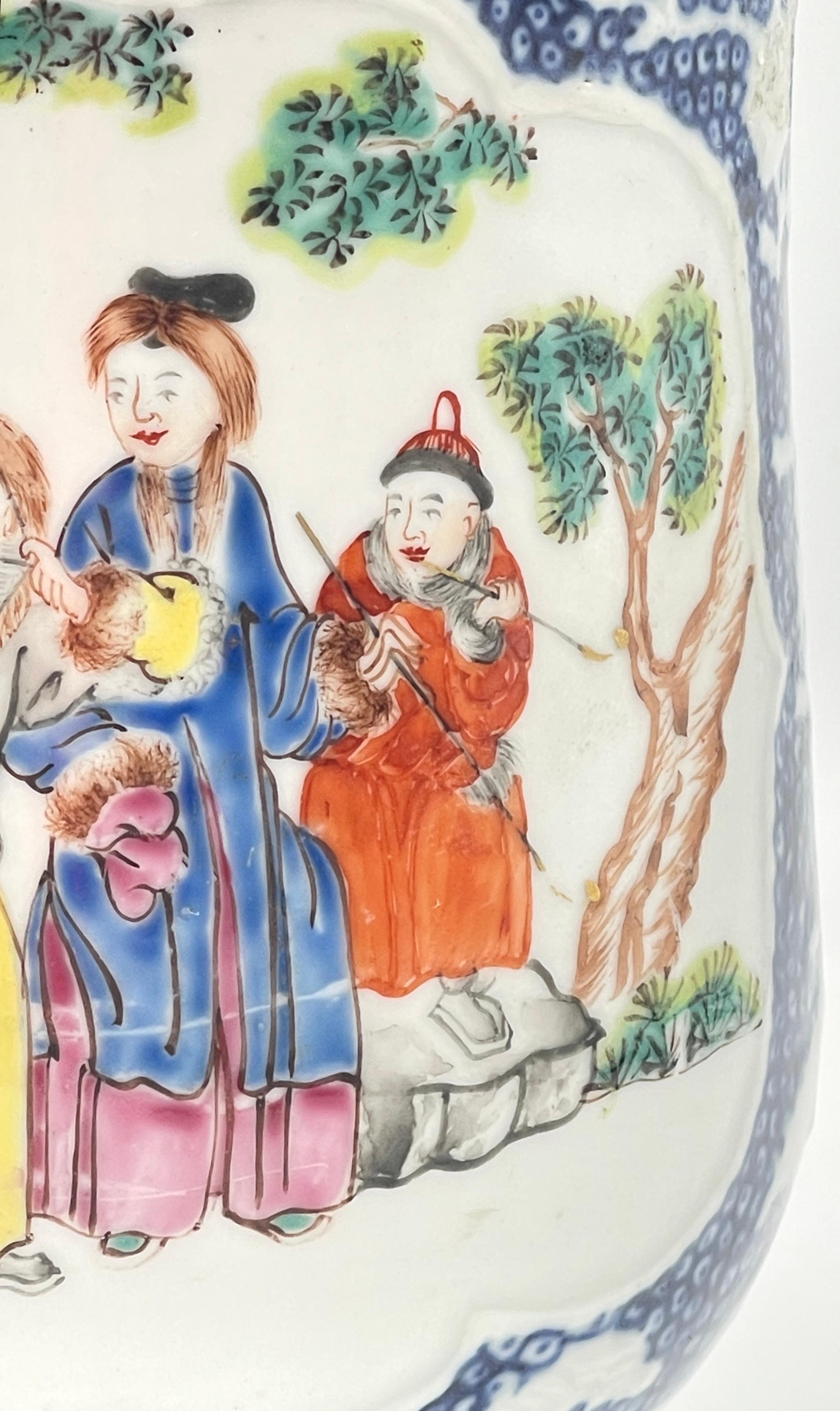 Dipinto a mano Can/tazza in porcellana d'esportazione cinese del XVIII secolo raffigurante il tiro con l'arco, come trovato*. in vendita