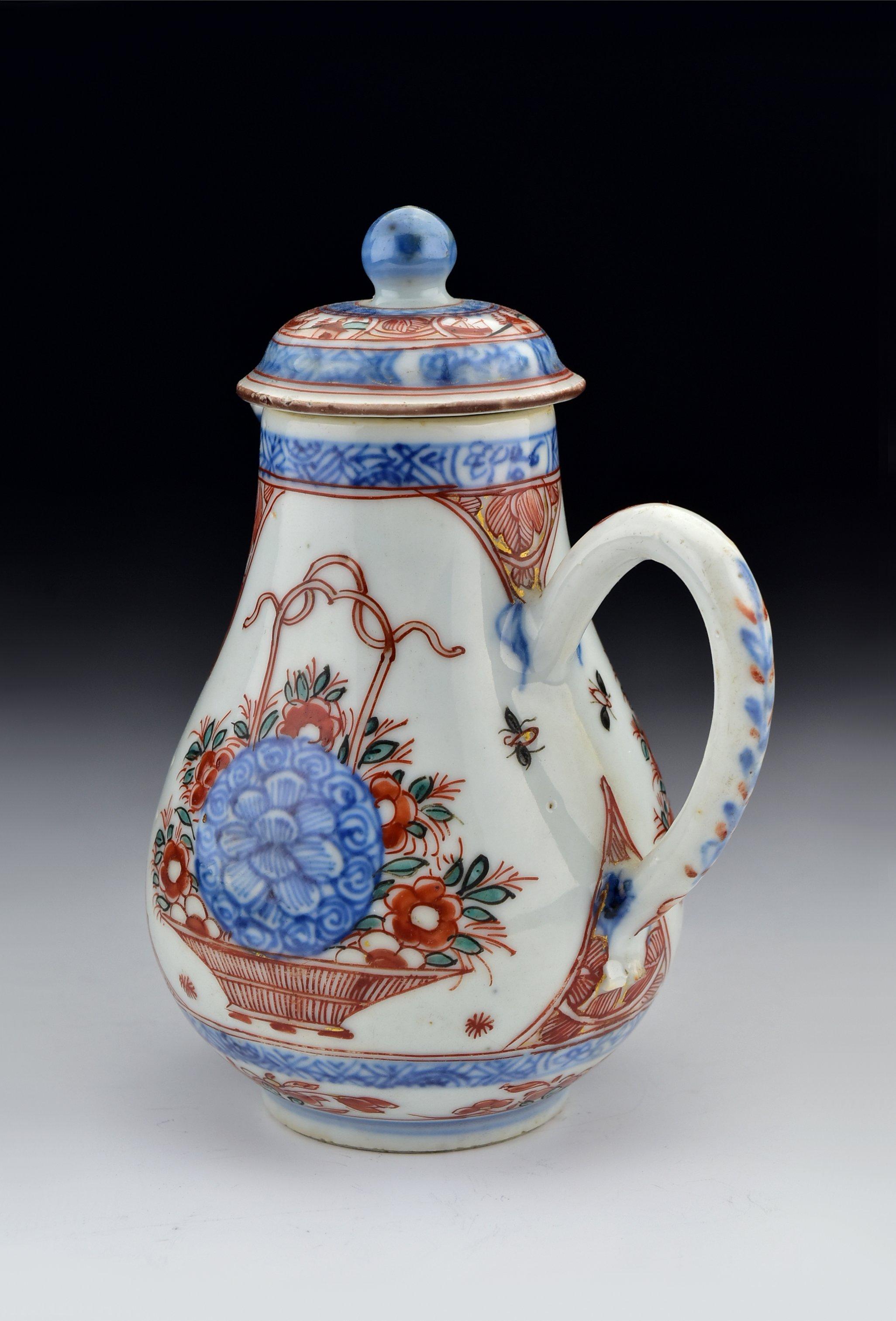18th Century Chinese Export Porcelain Covered Cream Jug 3