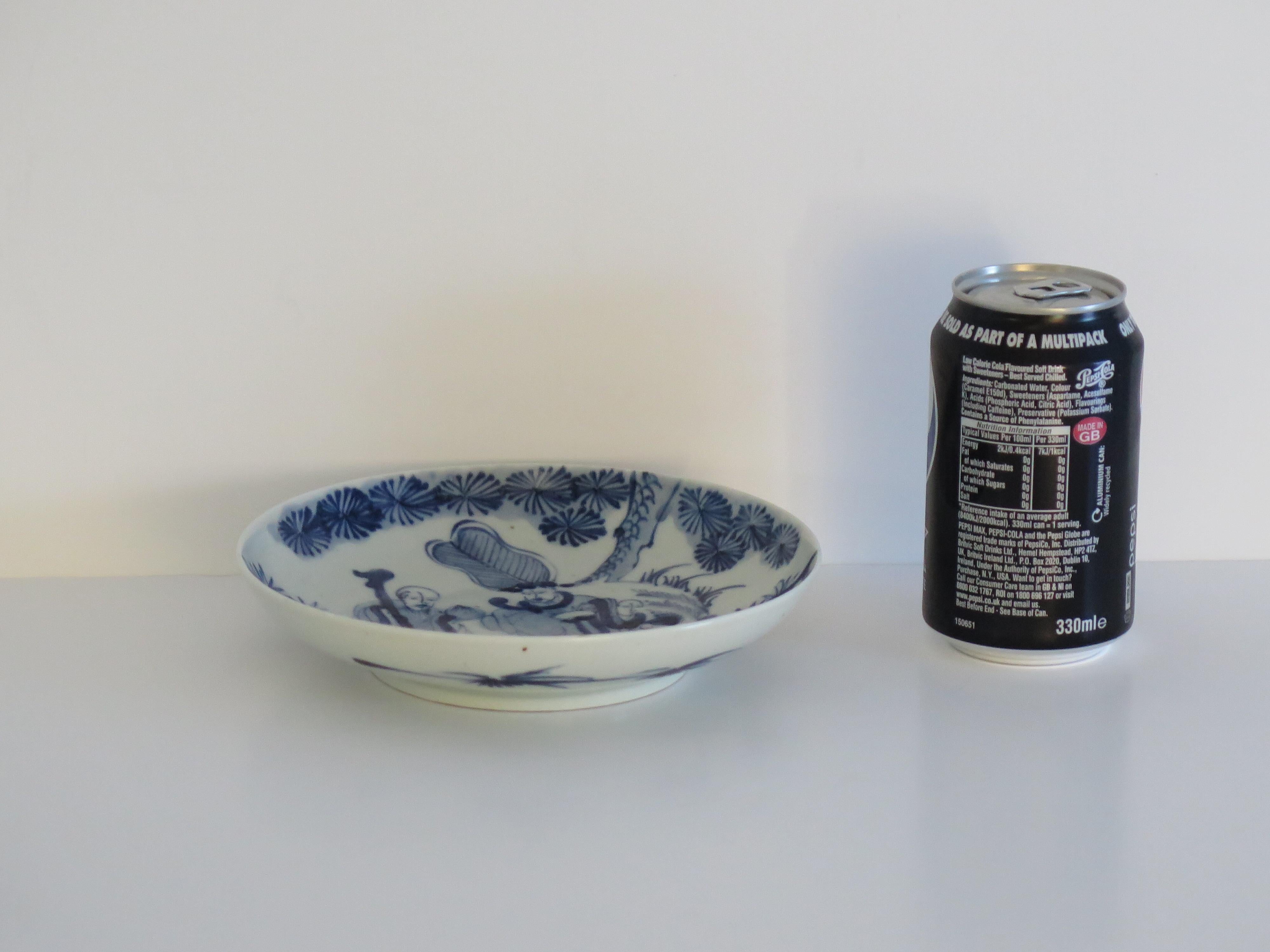 18th Century Chinese Export Porcelain Dish Blue & White hand painted immortals  For Sale 12