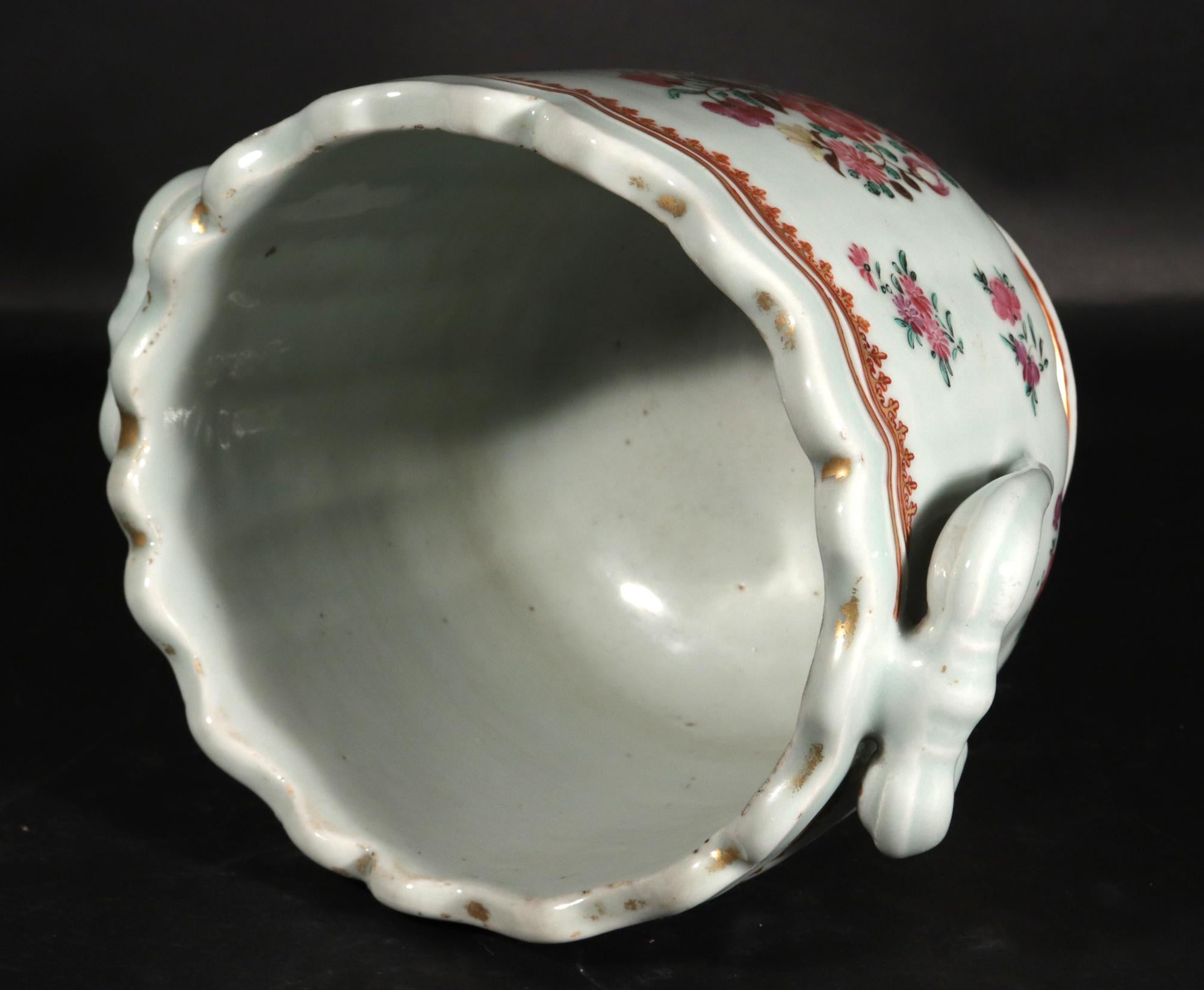 18th-century Chinese Export Porcelain Famille Rose Wine Cooler im Angebot 5