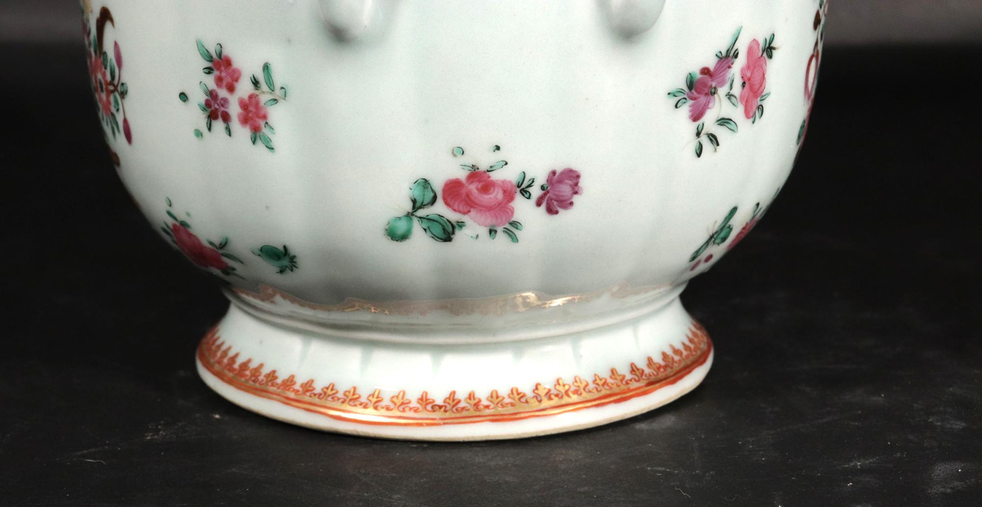 18th-century Chinese Export Porcelain Famille Rose Wine Cooler (Spätes 18. Jahrhundert) im Angebot