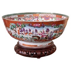 Ponchera de porcelana china de exportación del siglo XVIII con motivo de caza