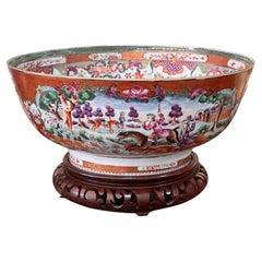 18th Century Chinese Export Porcelain Hunt Pattern Punch Bowl