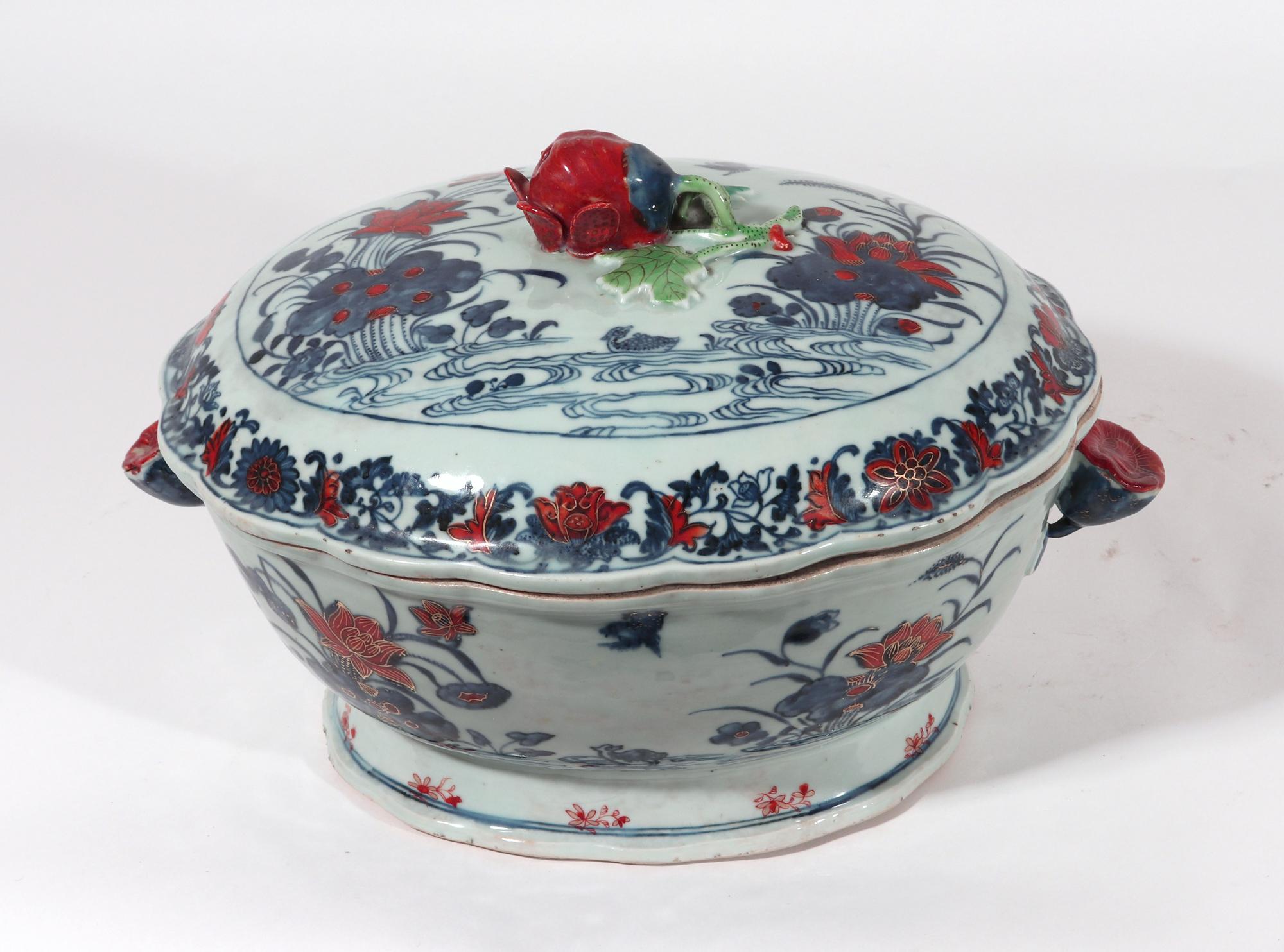 18th Century Chinese Export Porcelain Imari Tureen and Cover-Duck in Pond In Good Condition For Sale In Downingtown, PA