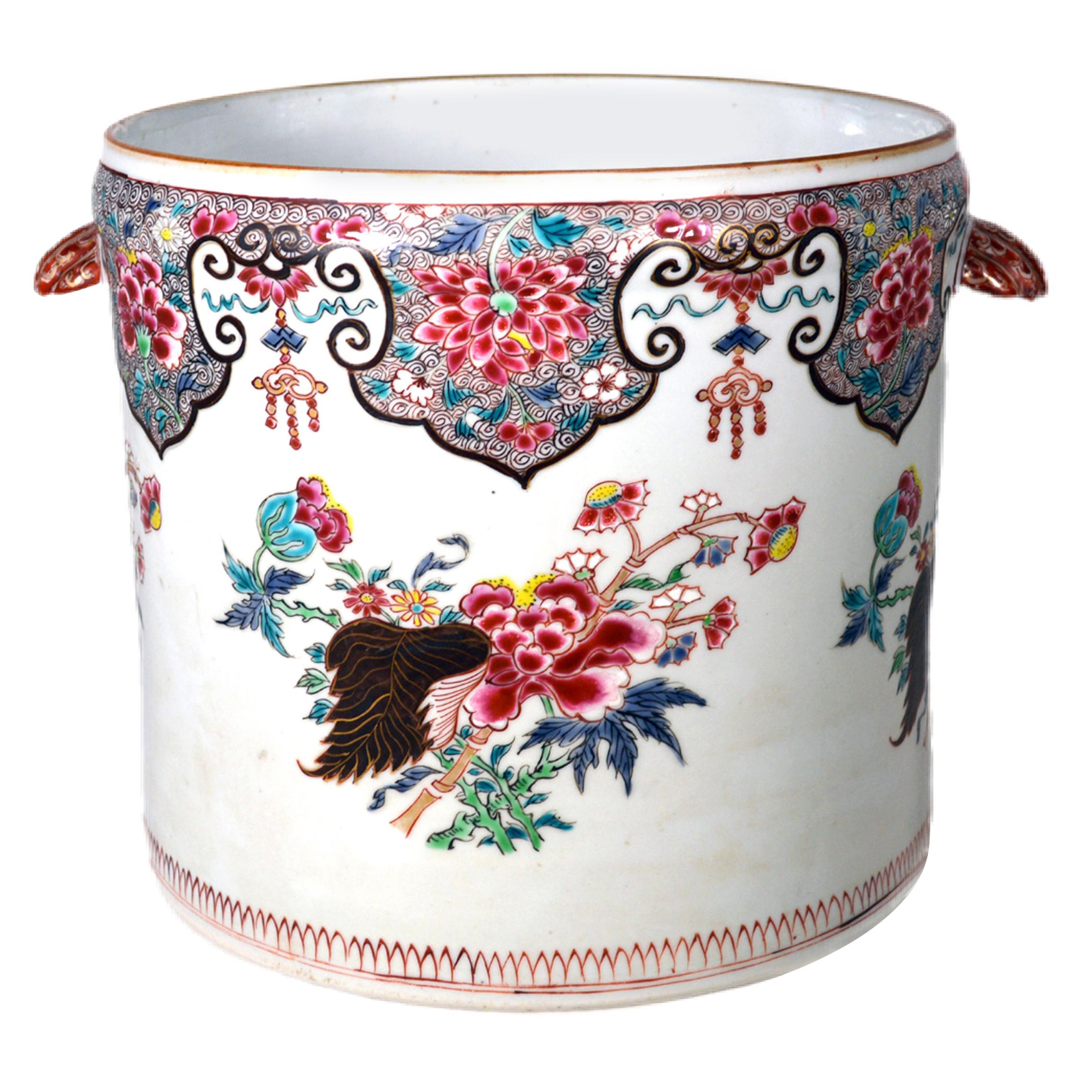 18th-century Chinese Export Porcelain Large Famille Rose Cachepot For Sale