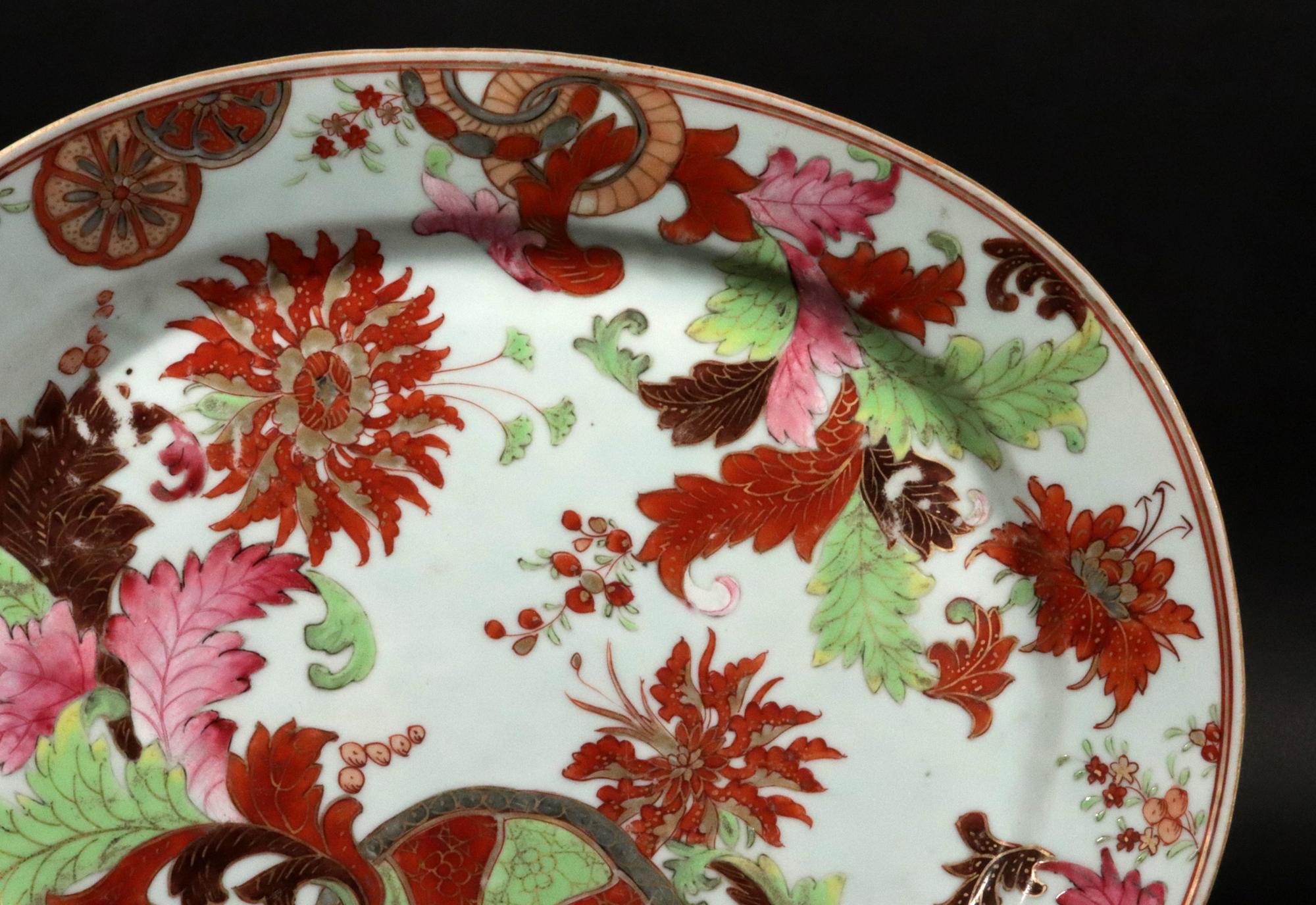 Plat ovale Pseudo Tobacco Leaf exporté de Chine du 18e siècle Bon état - En vente à Downingtown, PA