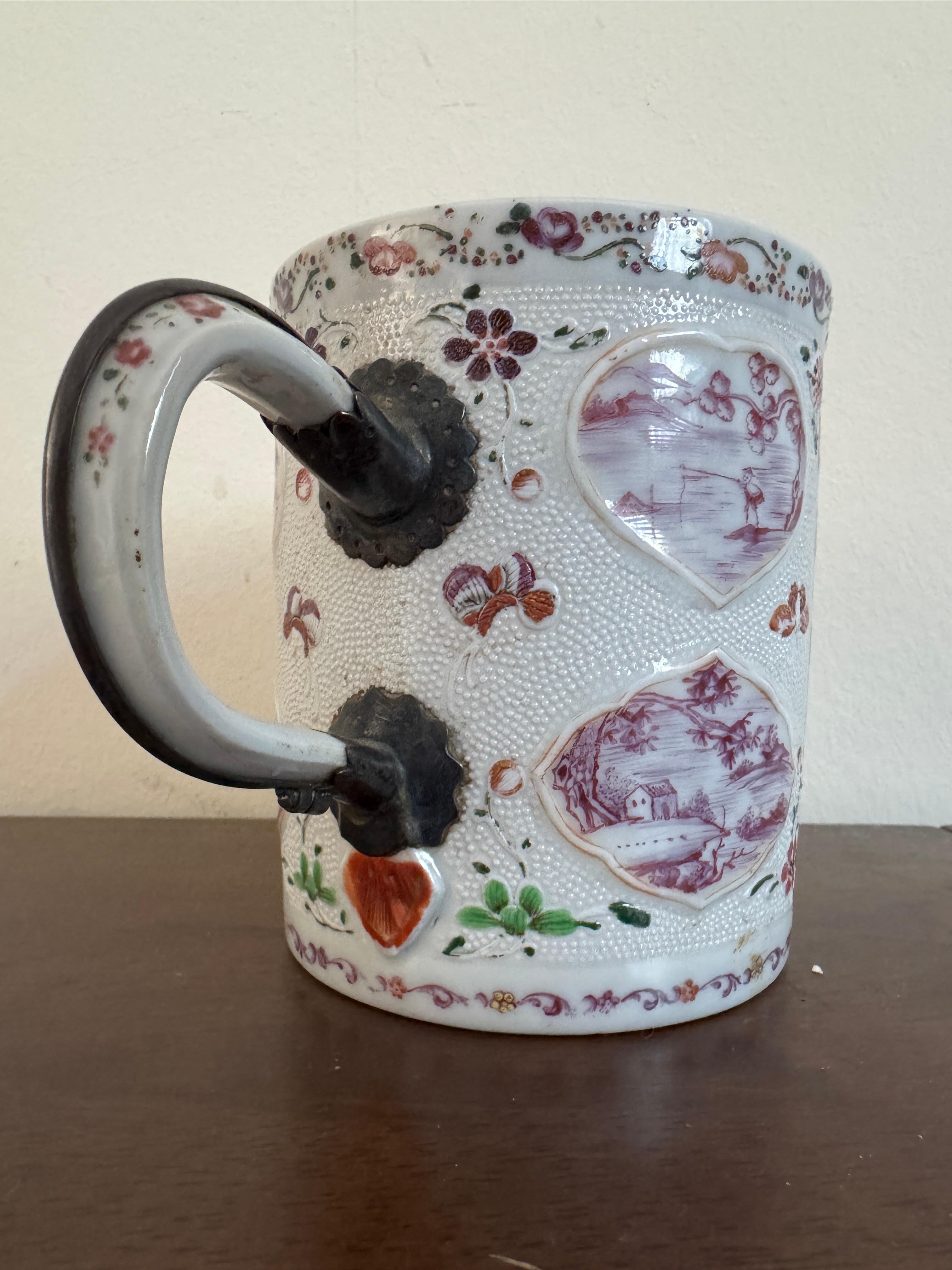 18th Century Chinese Famille Rose Tankard For Sale 4