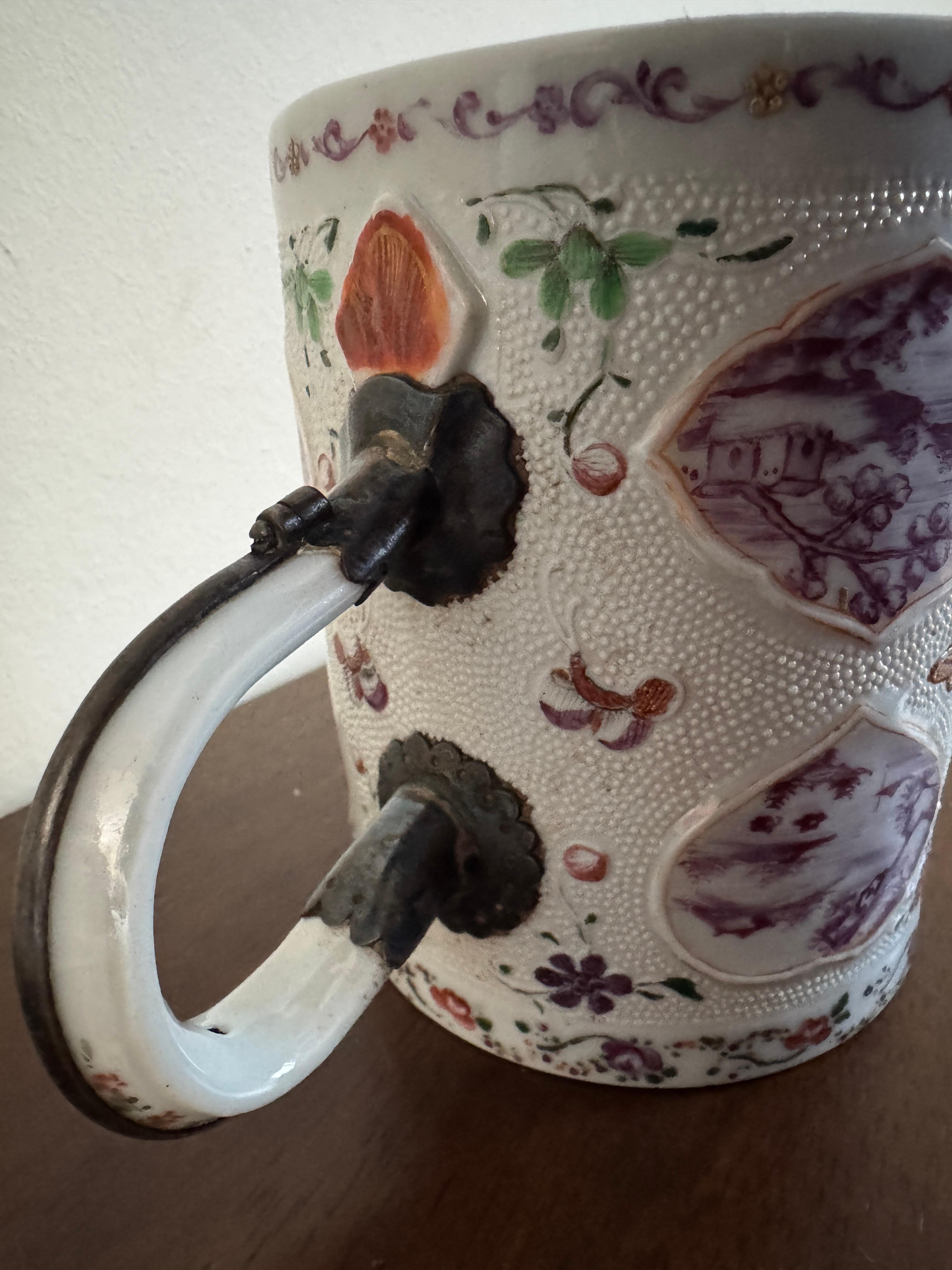 18th Century Chinese Famille Rose Tankard For Sale 7