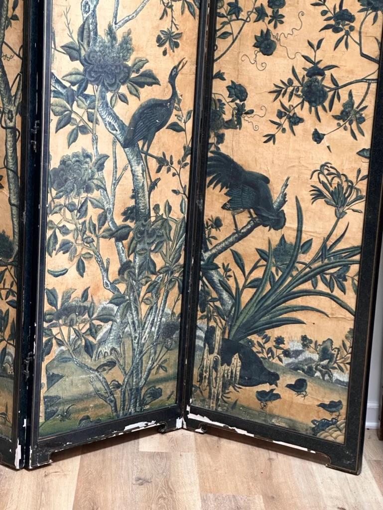 18th Century and Earlier 18th Century Chinese Hand-Painted Wallpaper Four-Panel Screen For Sale
