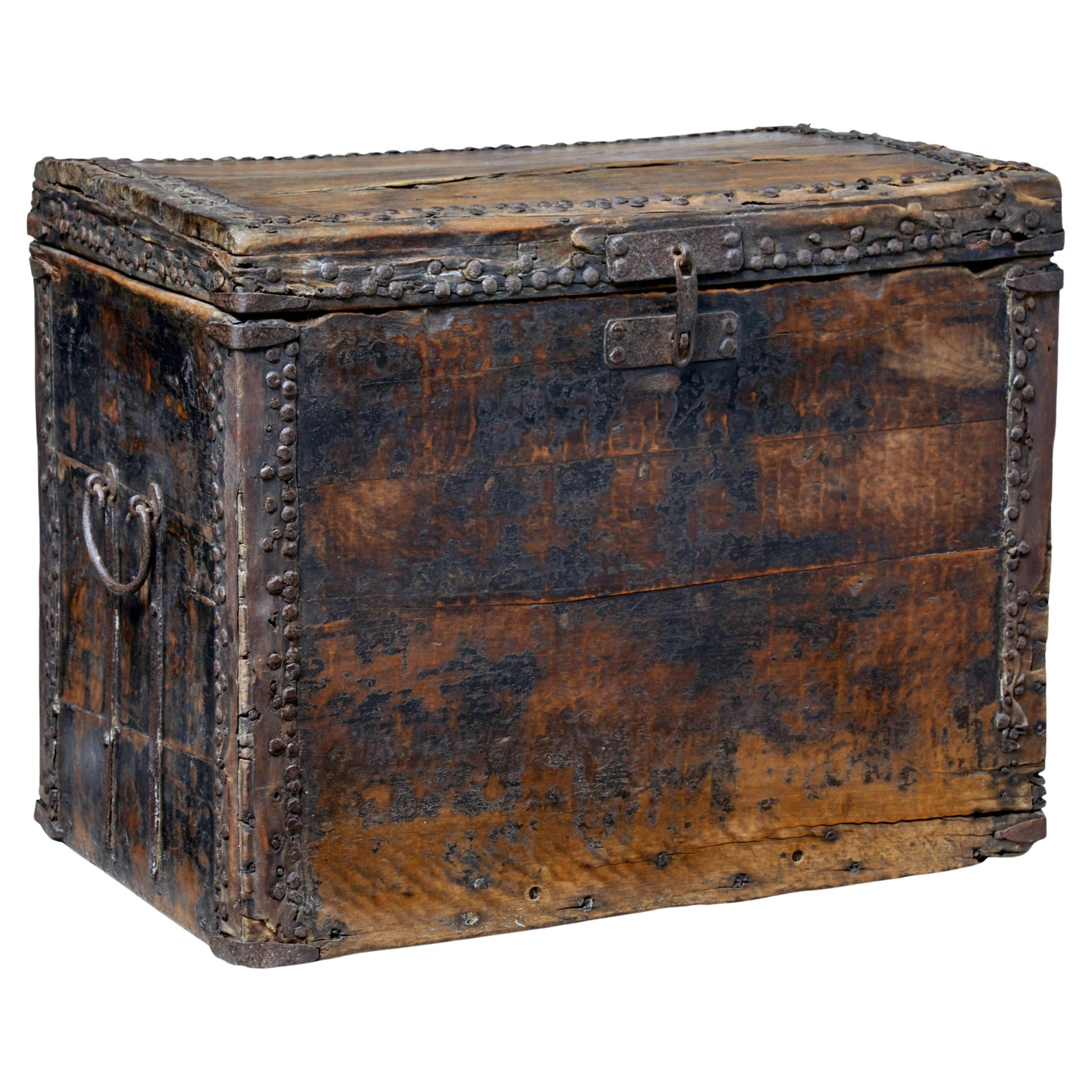 18th century Chinese hard wood coffer chest For Sale