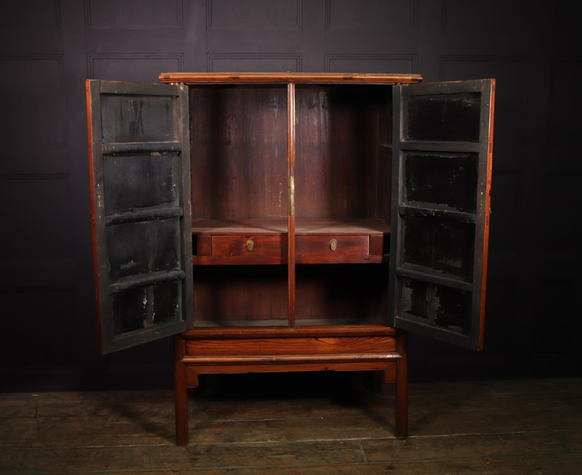18th Century Chinese Hardwood Tapered Cabinet For Sale 1