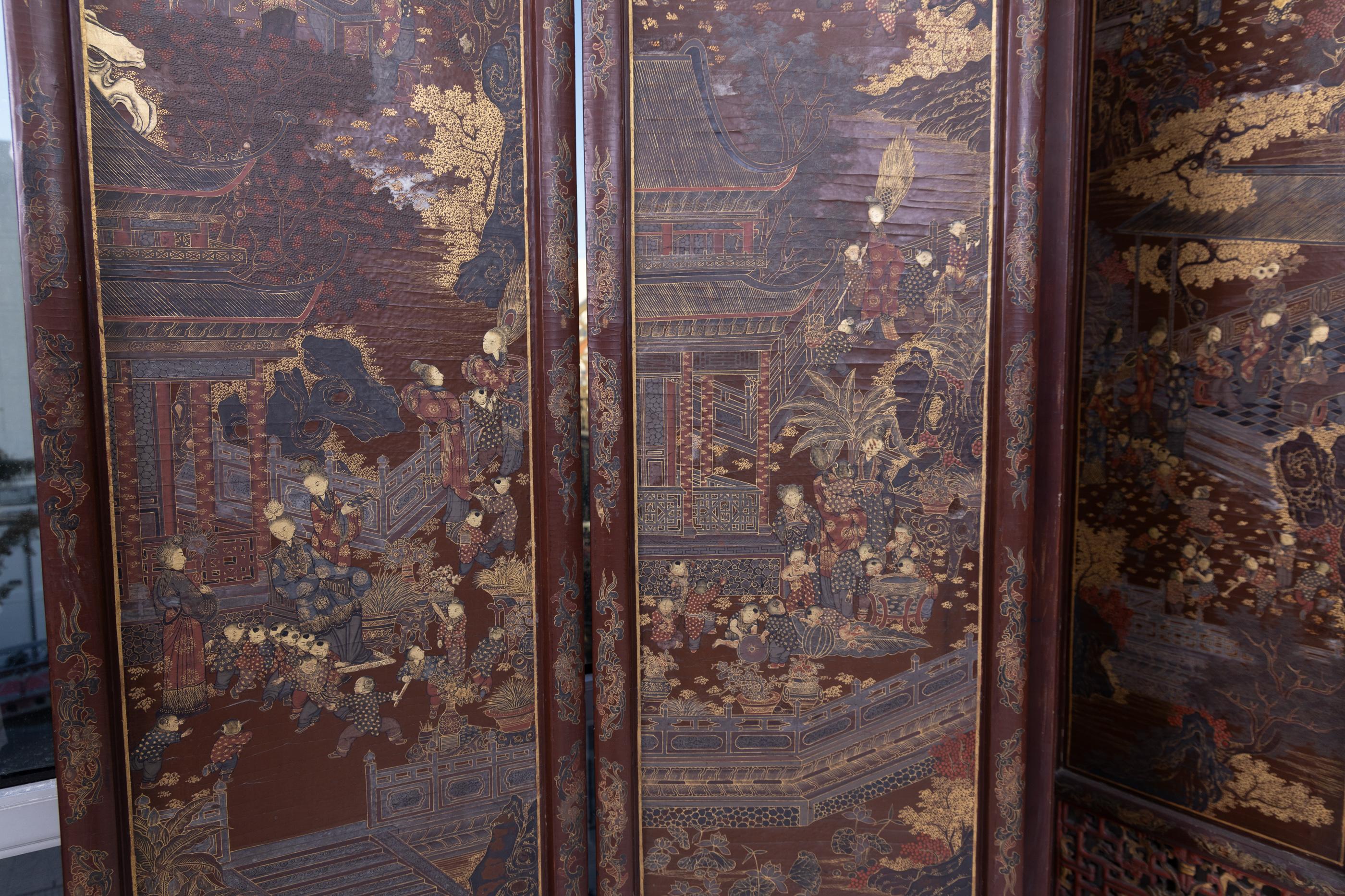 18. Jahrhundert Chinesisch Stark detaillierte 8-Panel Coromandel Bildschirm im Angebot 6