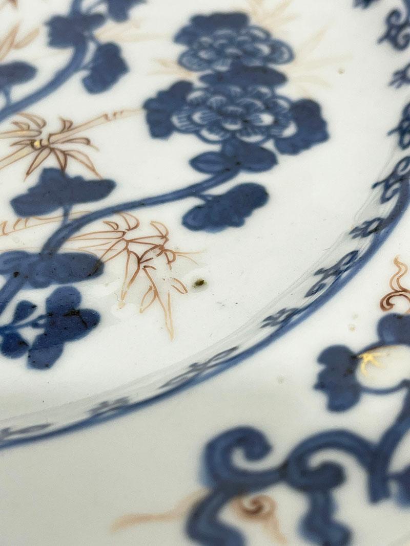 Porcelain 18th Century Chinese Imari Plate For Sale