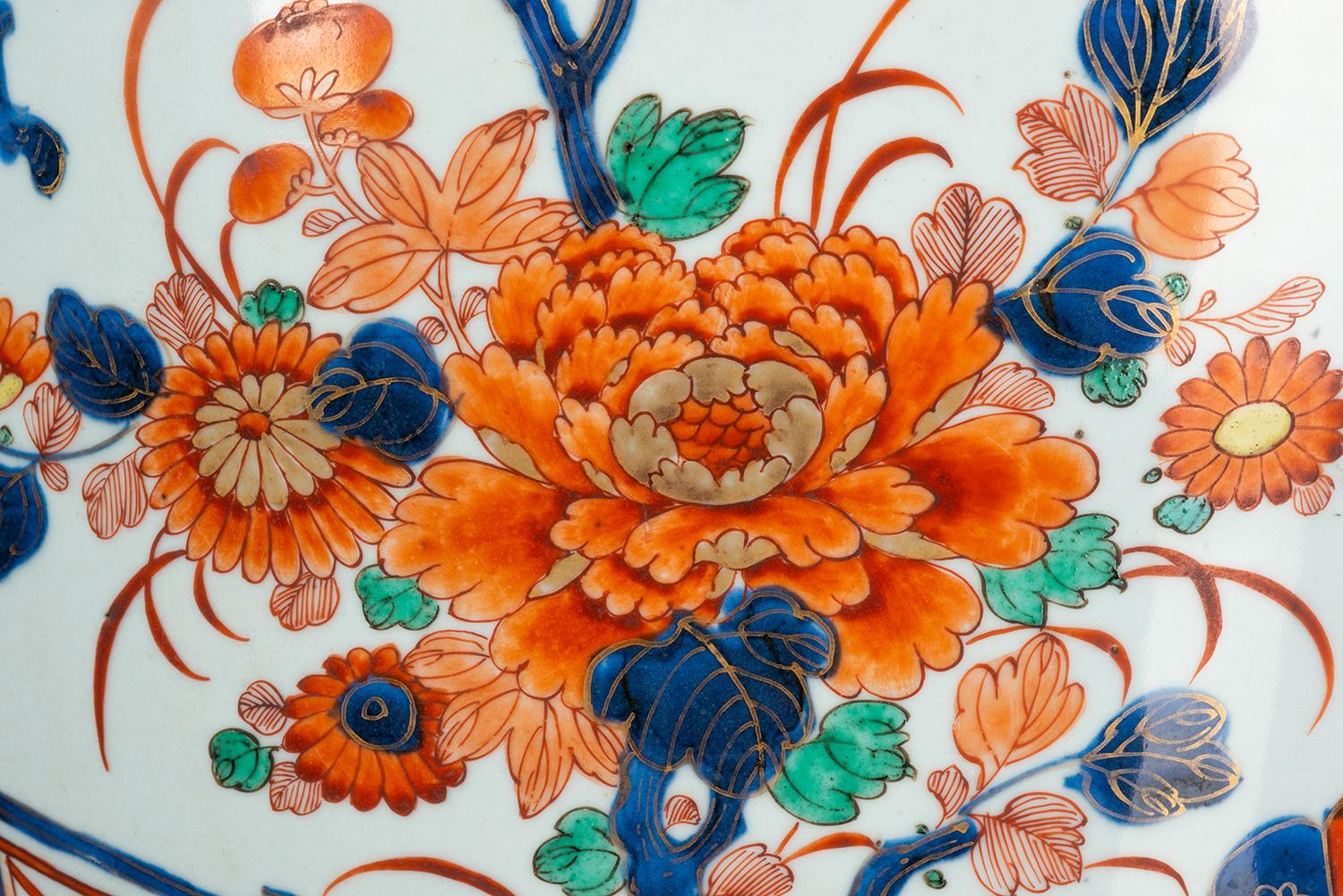 18th Century Chinese Lidded Imari Vase, Ormolu Mounted For Sale 2