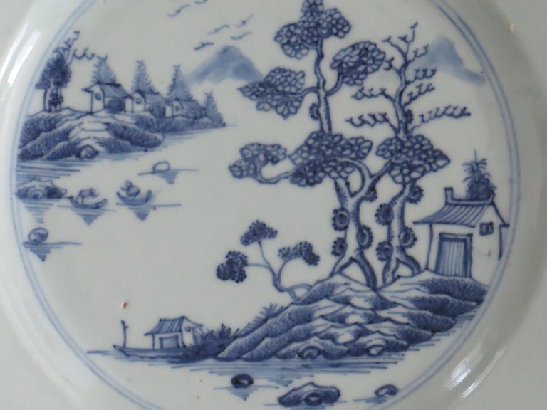 https://a.1stdibscdn.com/18th-century-chinese-plate-blue-and-white-porcelain-qing-qianlong-ca-1770-for-sale-picture-13/f_9903/f_343834121684661146455/IMG_3616_master.JPG?width=768