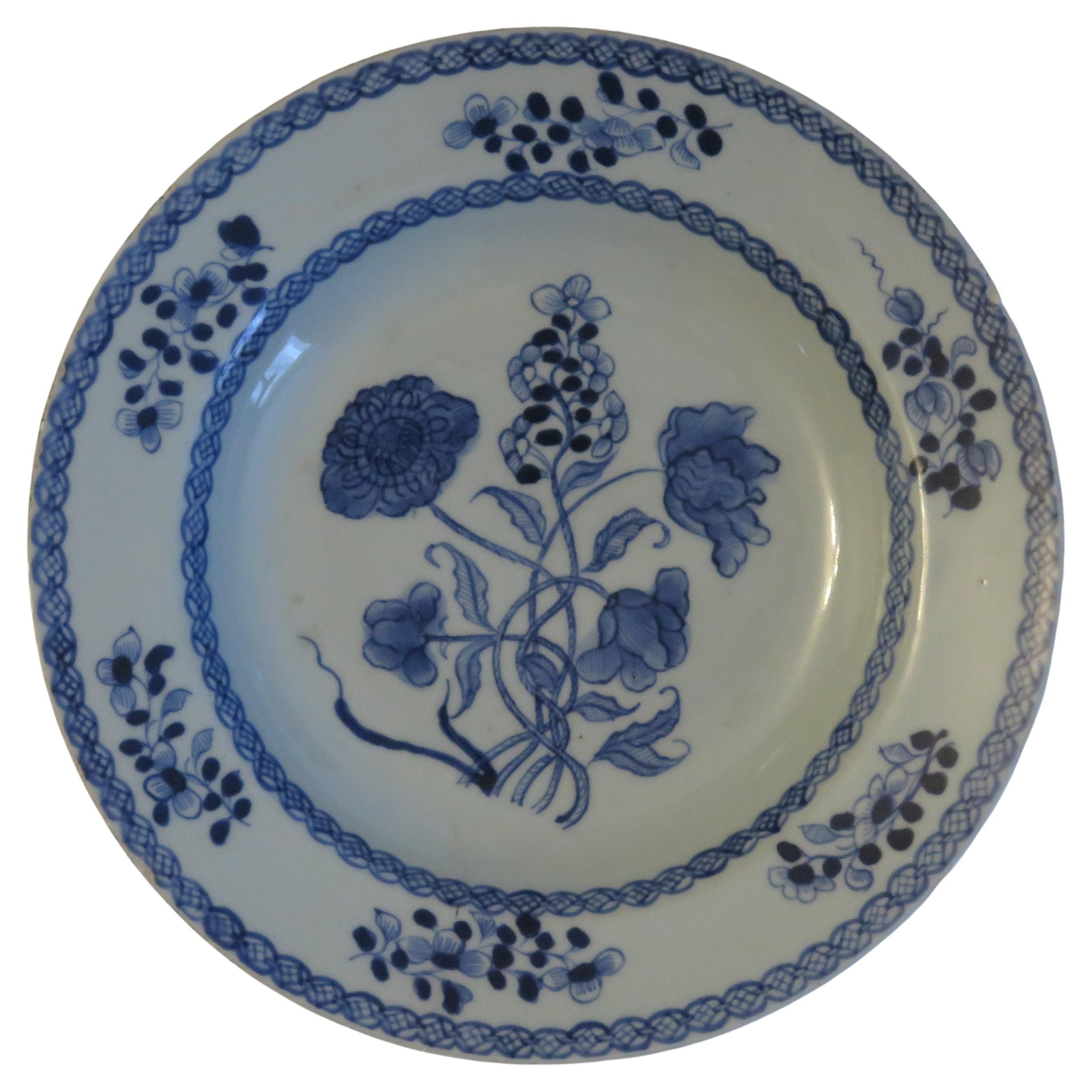 Assiette ou bol chinois du 18ème siècle bleu et blanc, Qing Qianlong, vers 1770