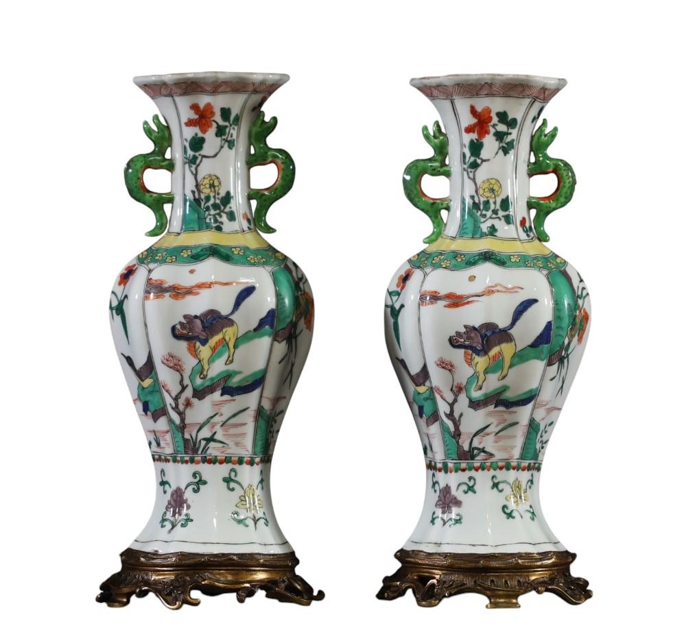 18th Century and Earlier 18th century Chinese porcelain Famille Verte vases on bronze base, Kangxi period For Sale