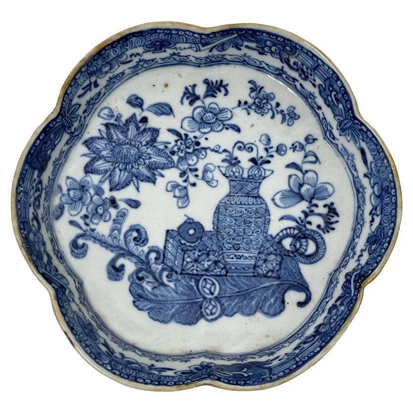 18th Century Chinese porcelain Pattipan, tea stand