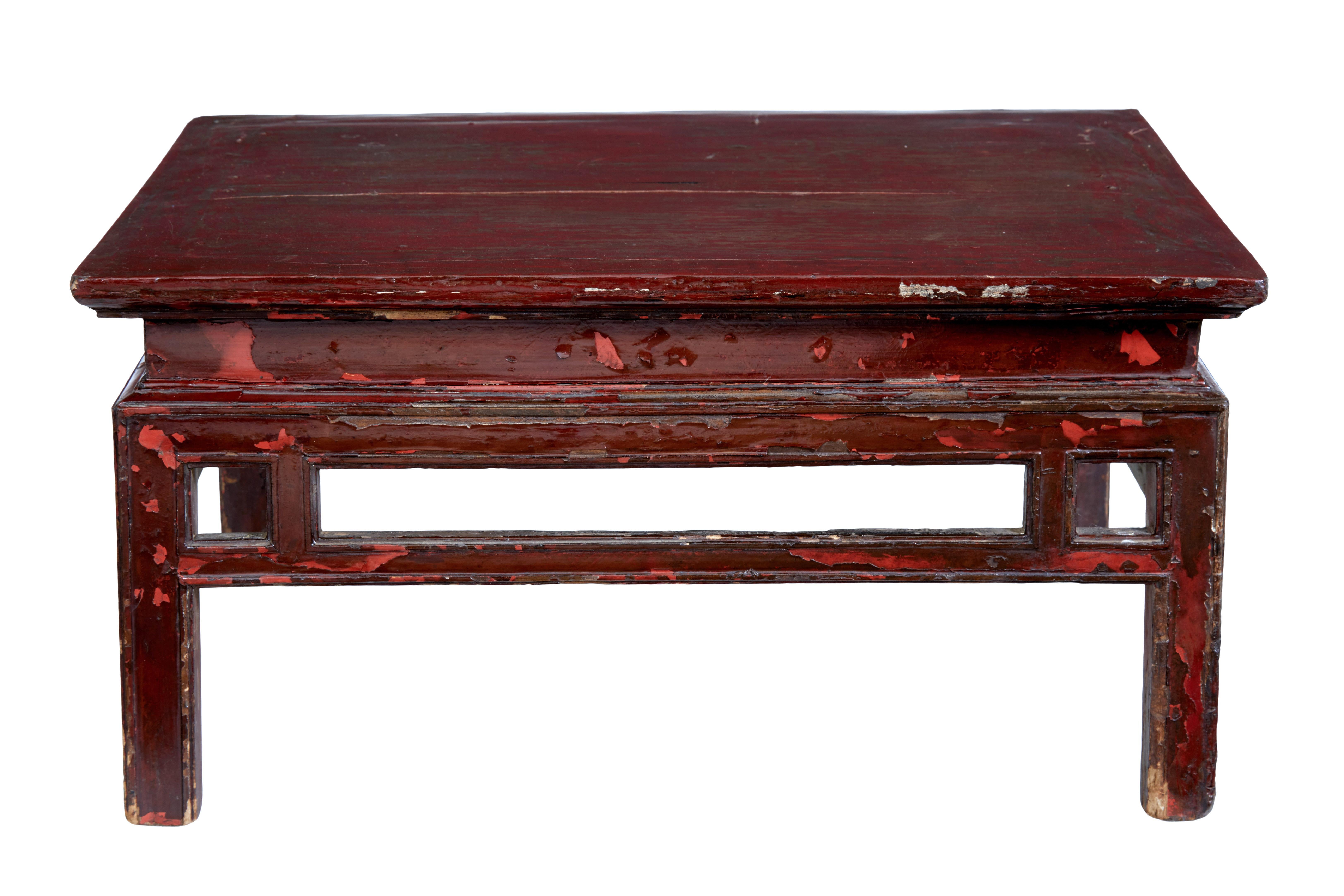 18th Century Chinese Red Lacquer Low Occasional Table In Fair Condition In Debenham, Suffolk