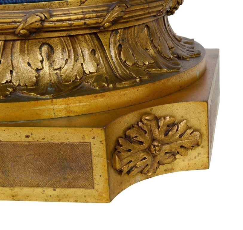 Chinesische Sang du Bouf-Vasenlampe mit Deckel aus dem 18. Jahrhundert im Angebot 2