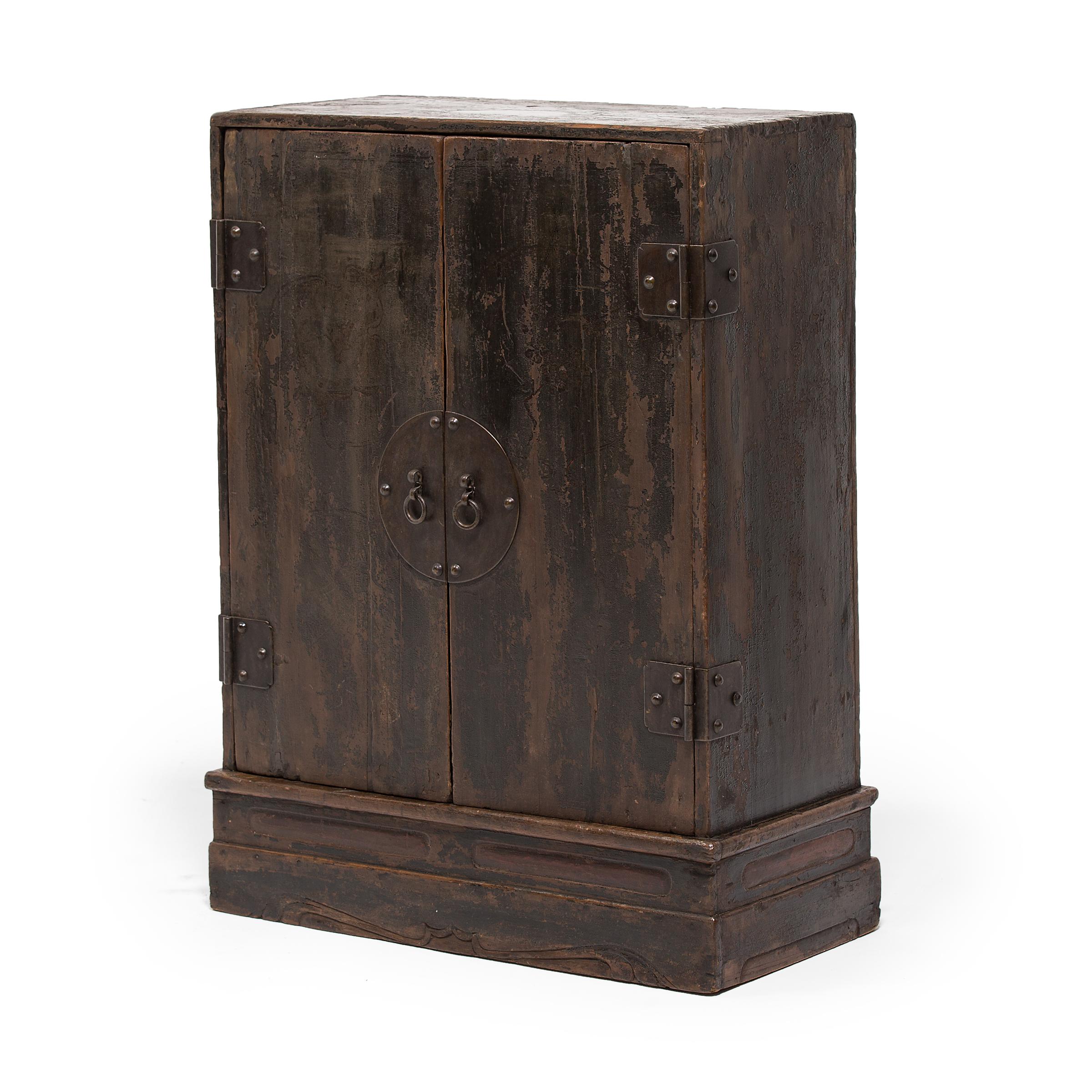 Qing 18th Century Chinese Shrine Cabinet