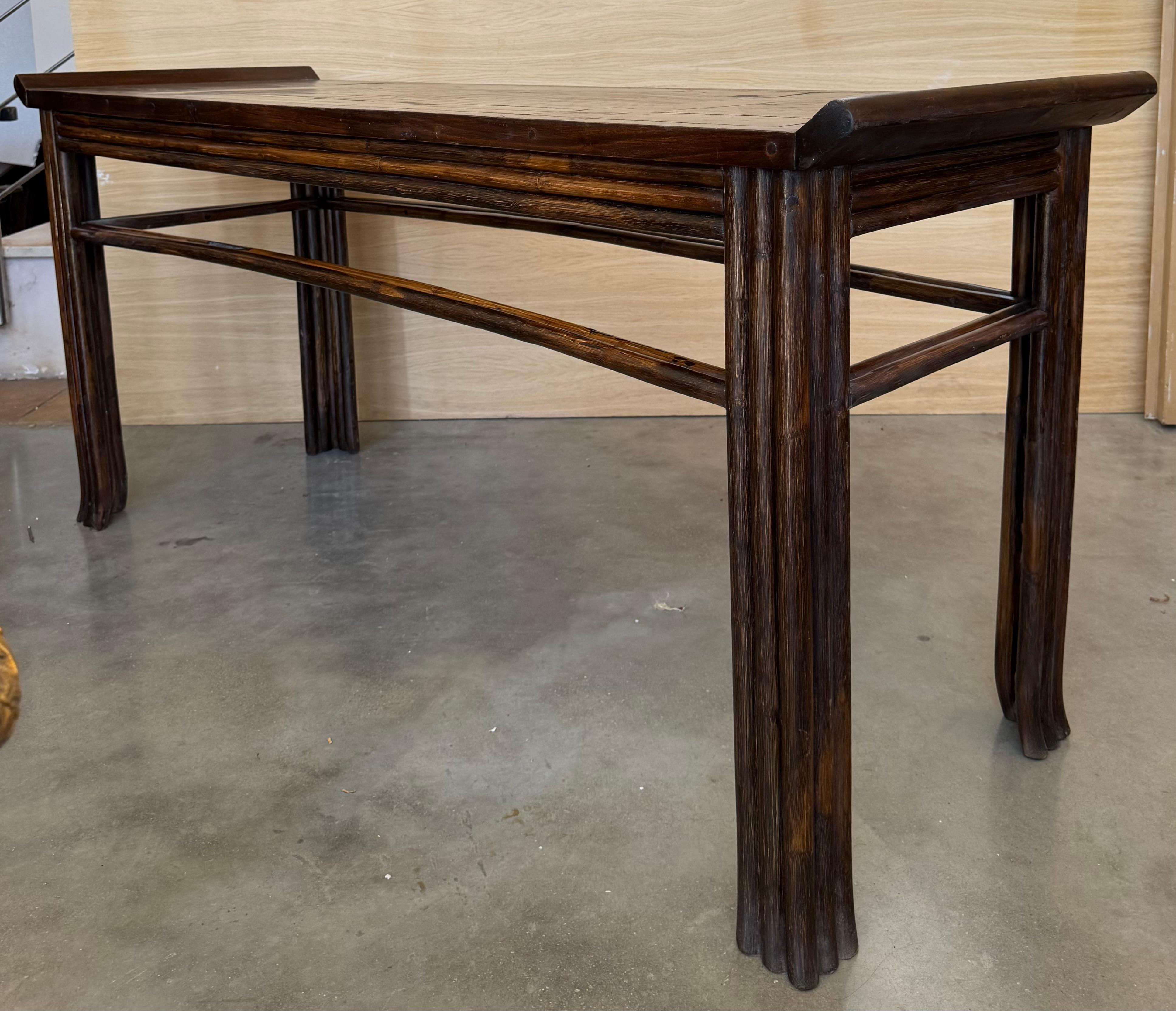 18th Century Chinese Walnut Altar Table For Sale 1