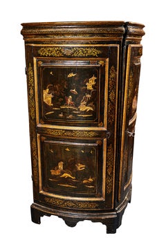 Armadietti ad angolo Chinoiserie del 18° secolo