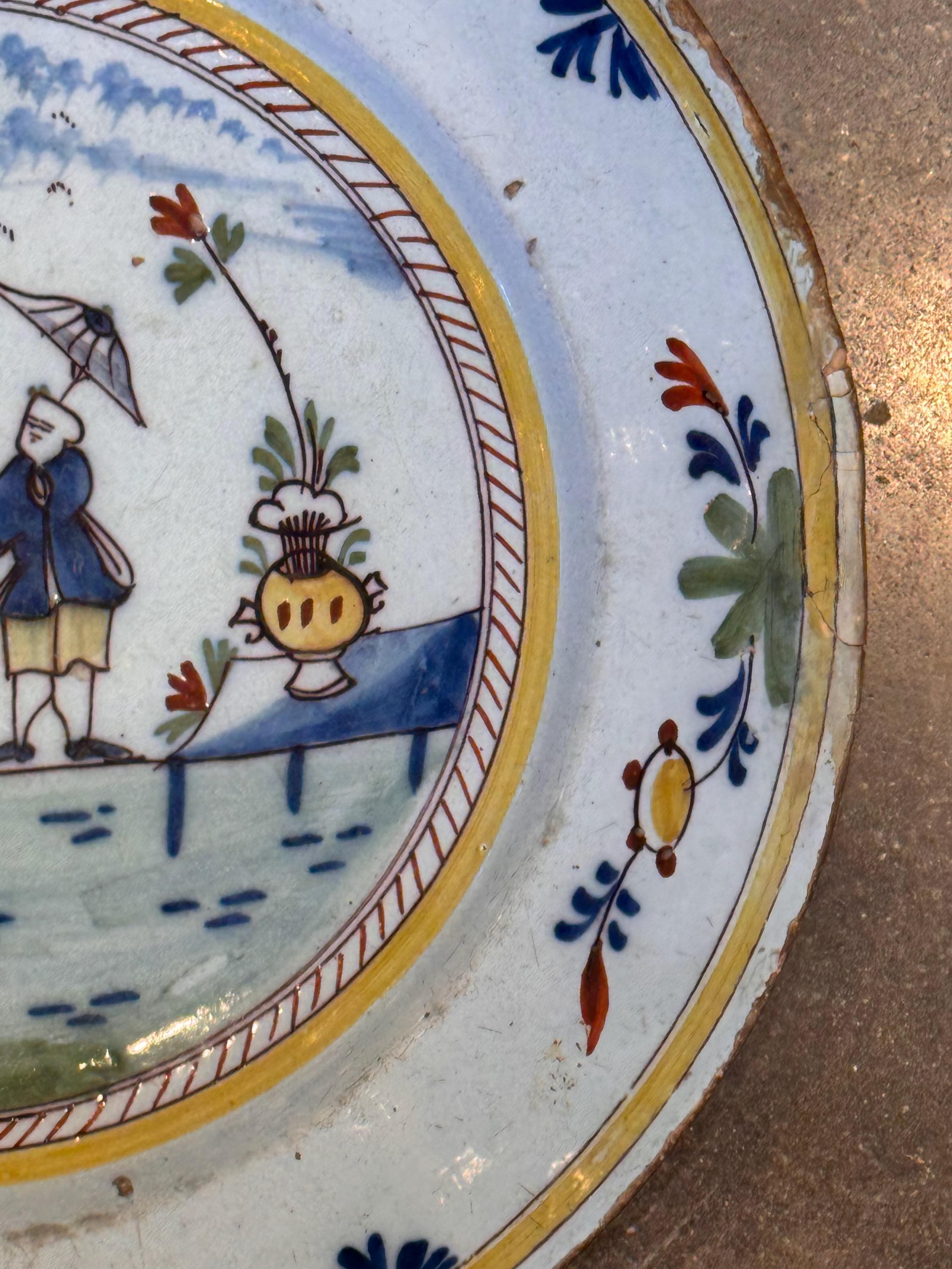18th Century and Earlier 18th Century Chinoiserie Delft Charger For Sale