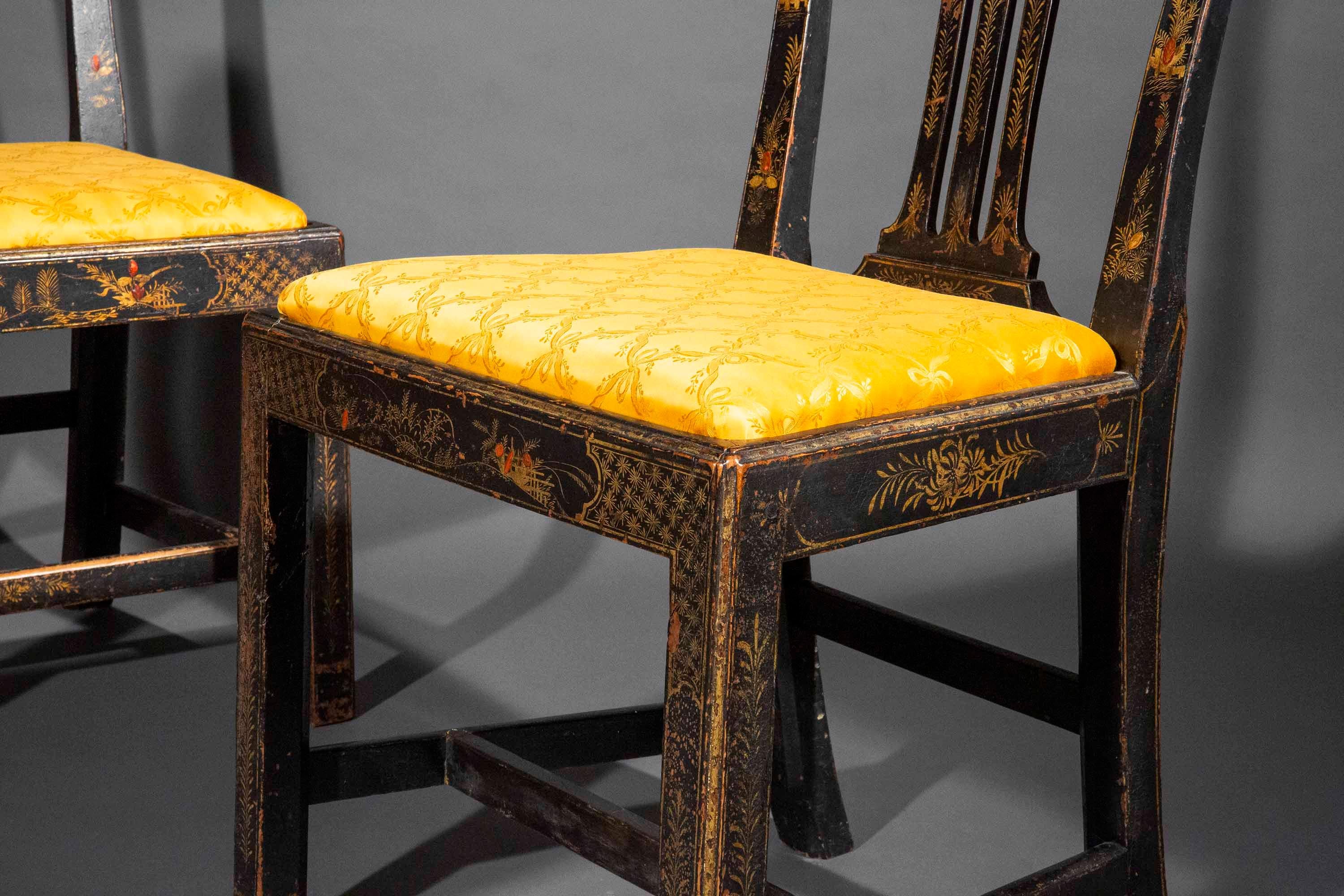 18th Century Chinoiserie Painted Chairs For Sale 6