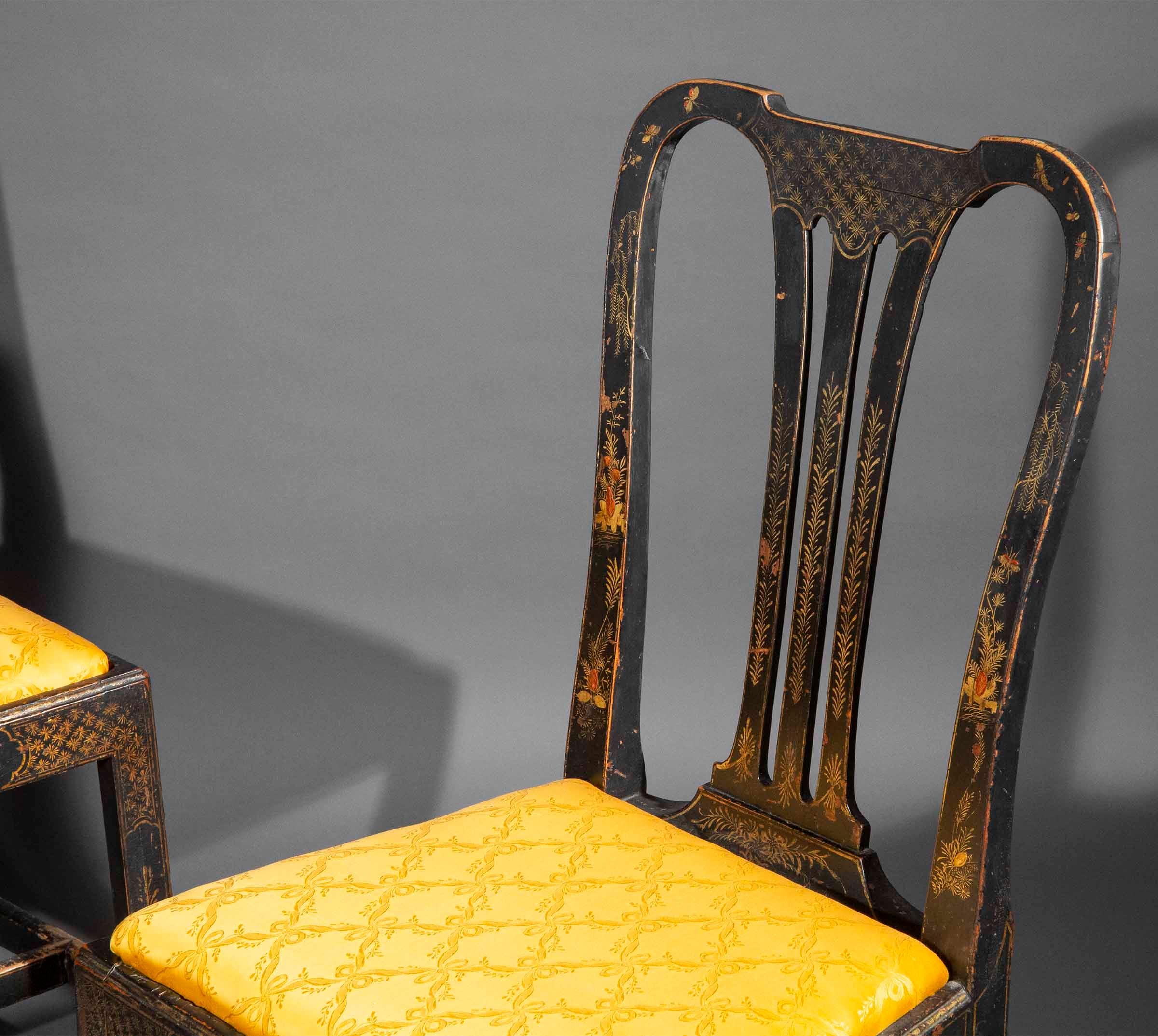 18th Century Chinoiserie Painted Chairs For Sale 2
