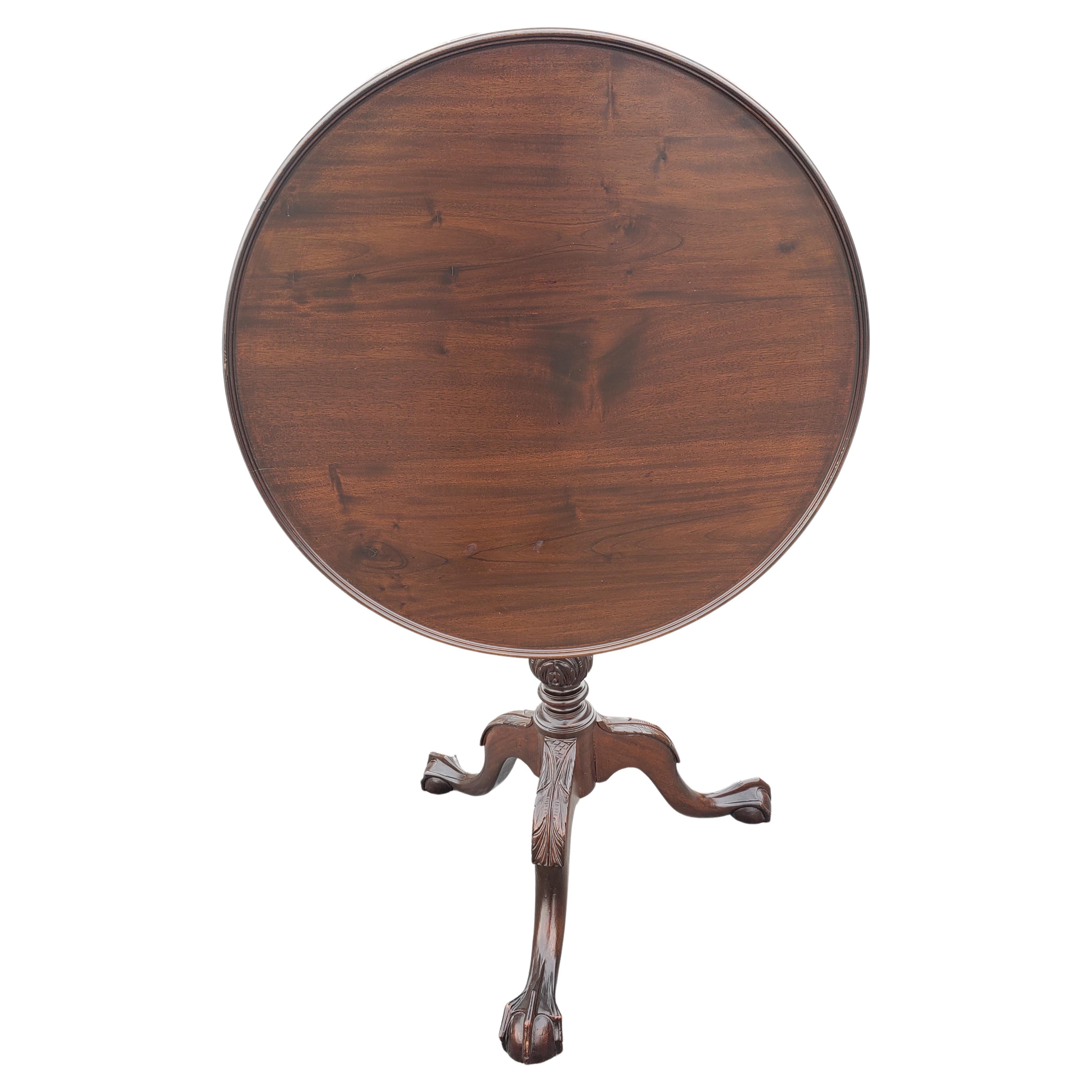 Mesa de té basculante de caoba Chippendale del siglo XVIII en venta 6