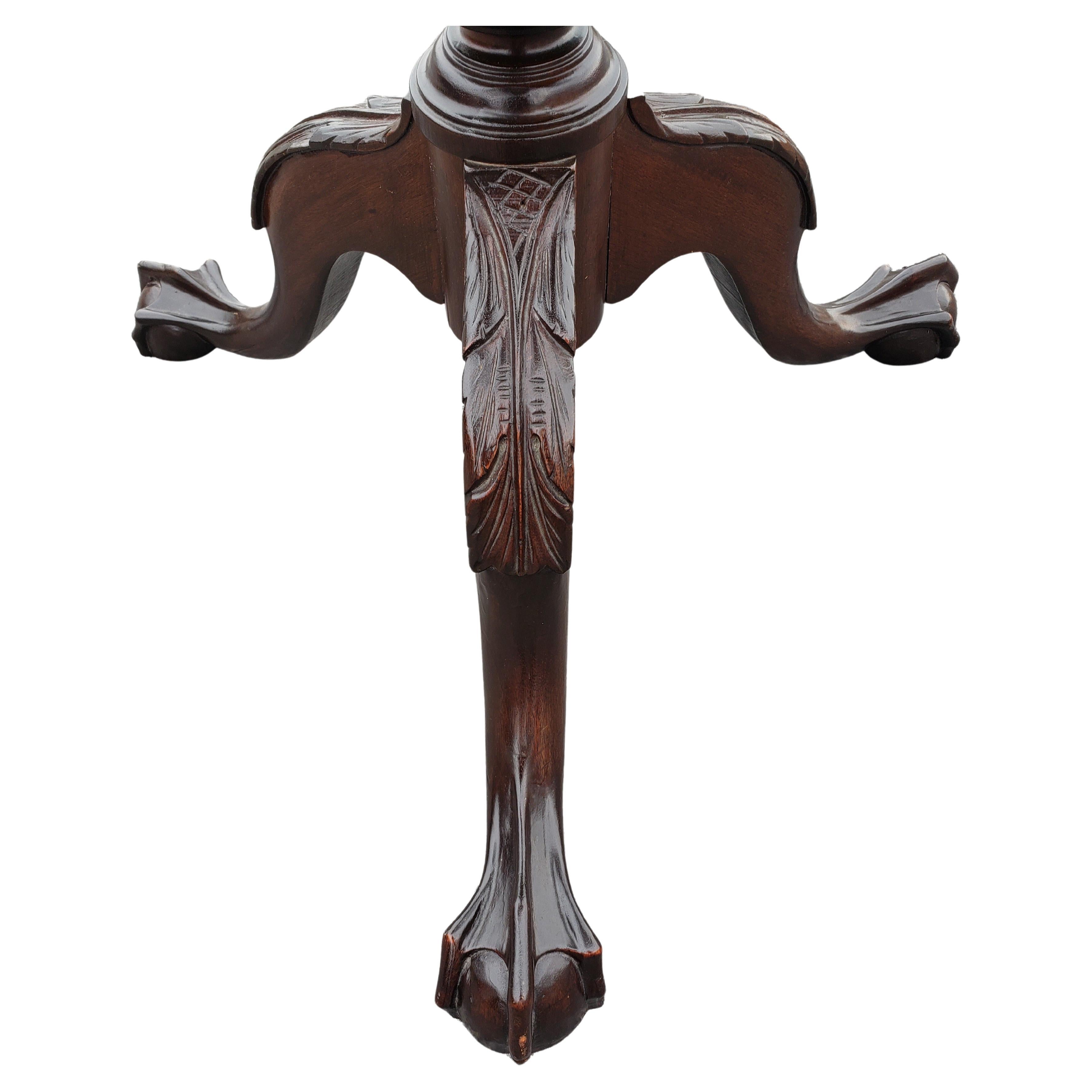 Mesa de té basculante de caoba Chippendale del siglo XVIII en venta 2