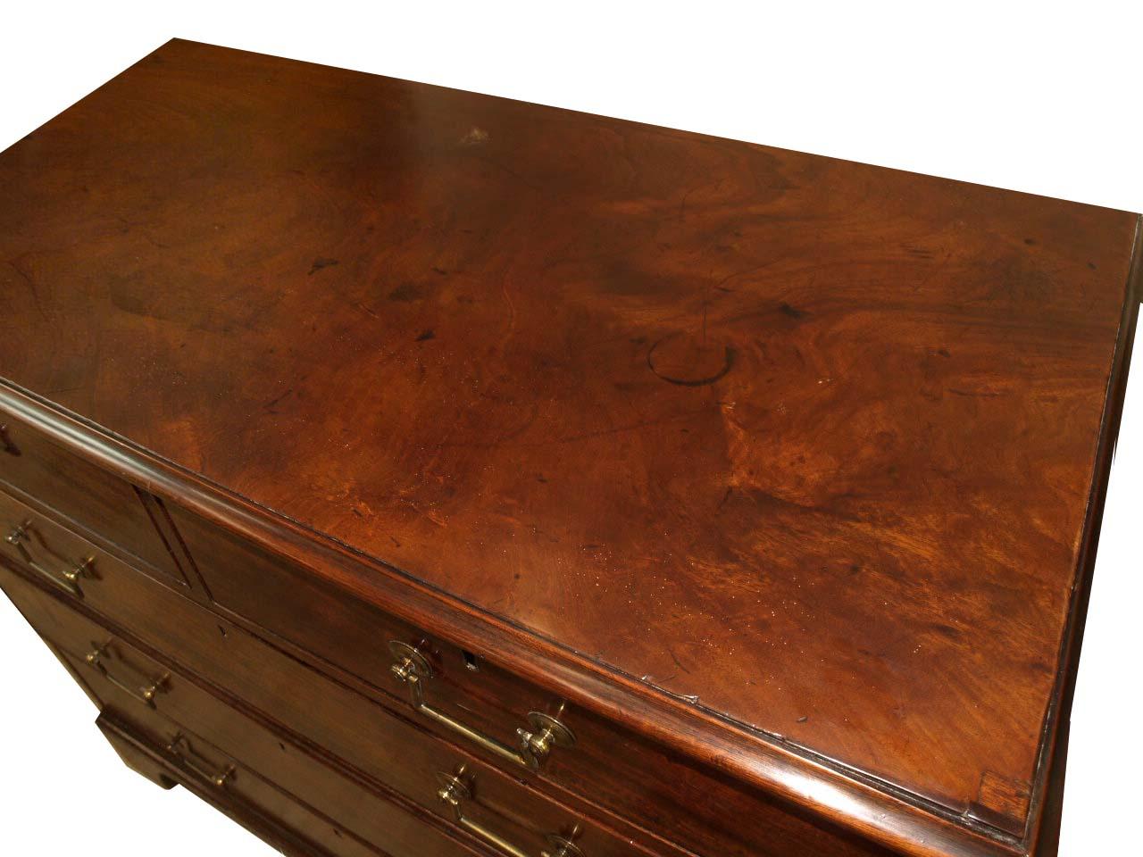 18th Century Chippendale Chest For Sale 5