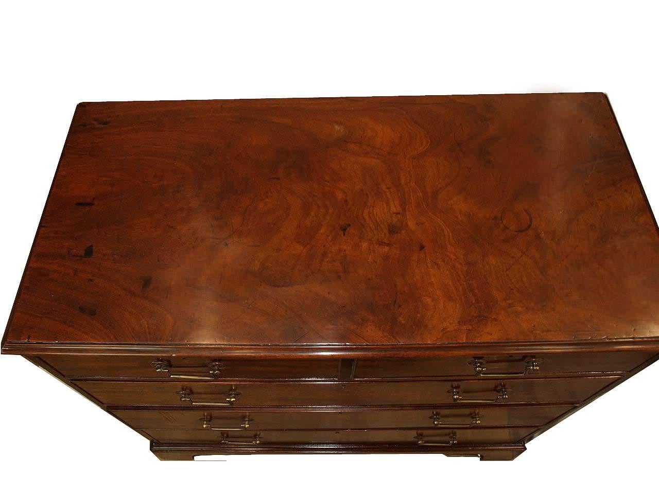 18th Century Chippendale Chest For Sale 2