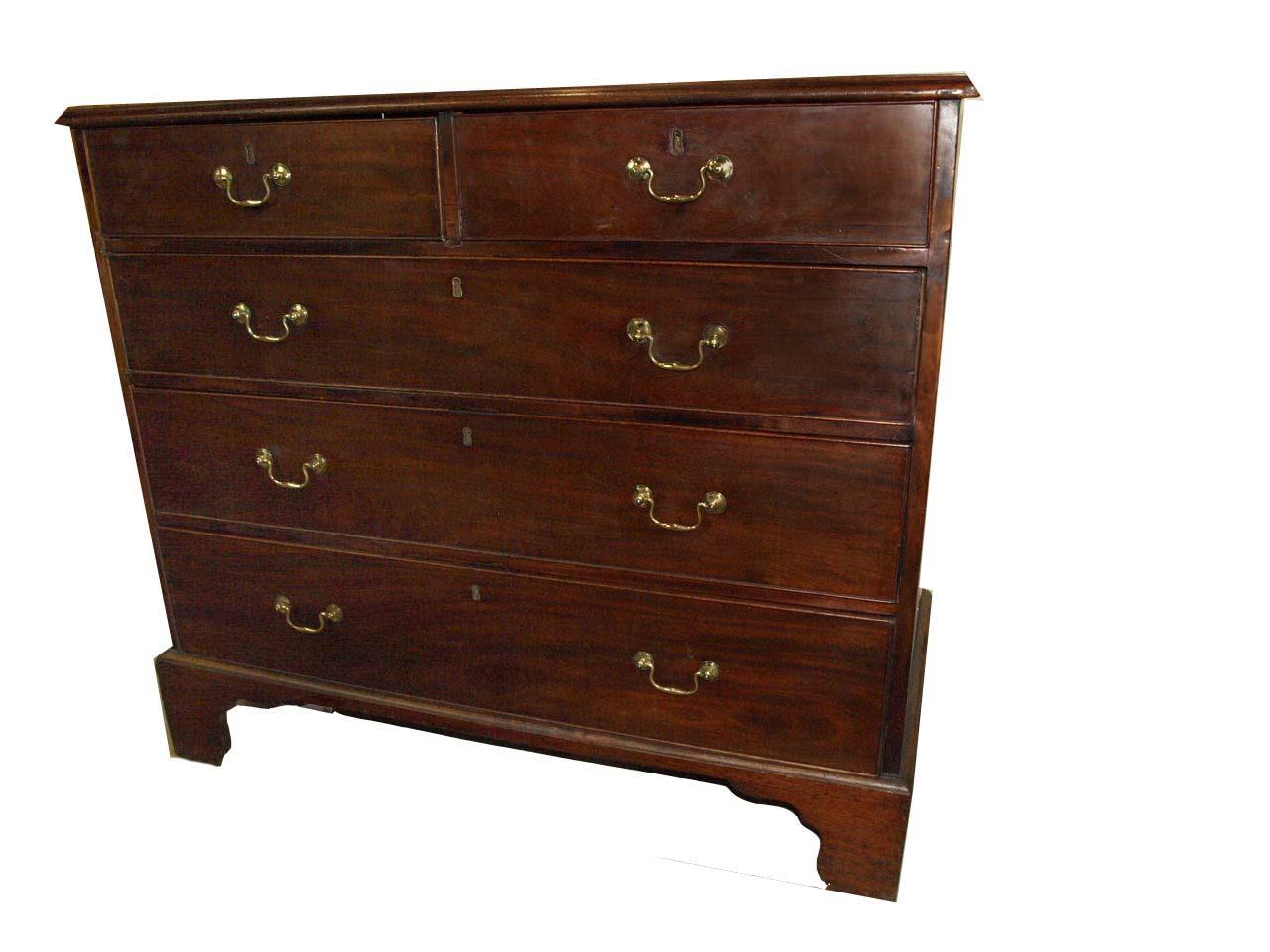 18th Century Chippendale Chest of Drawers In Good Condition For Sale In Wilson, NC