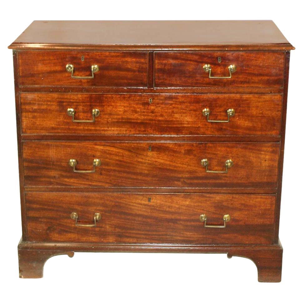 18th Century Chippendale Chest of Drawers For Sale