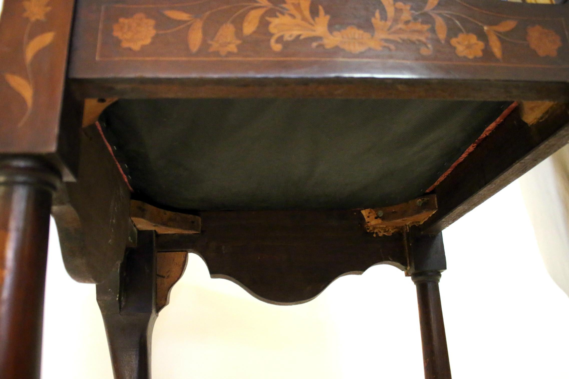 18th Century Chippendale Corner Chair with Marquetry Inlay For Sale 8