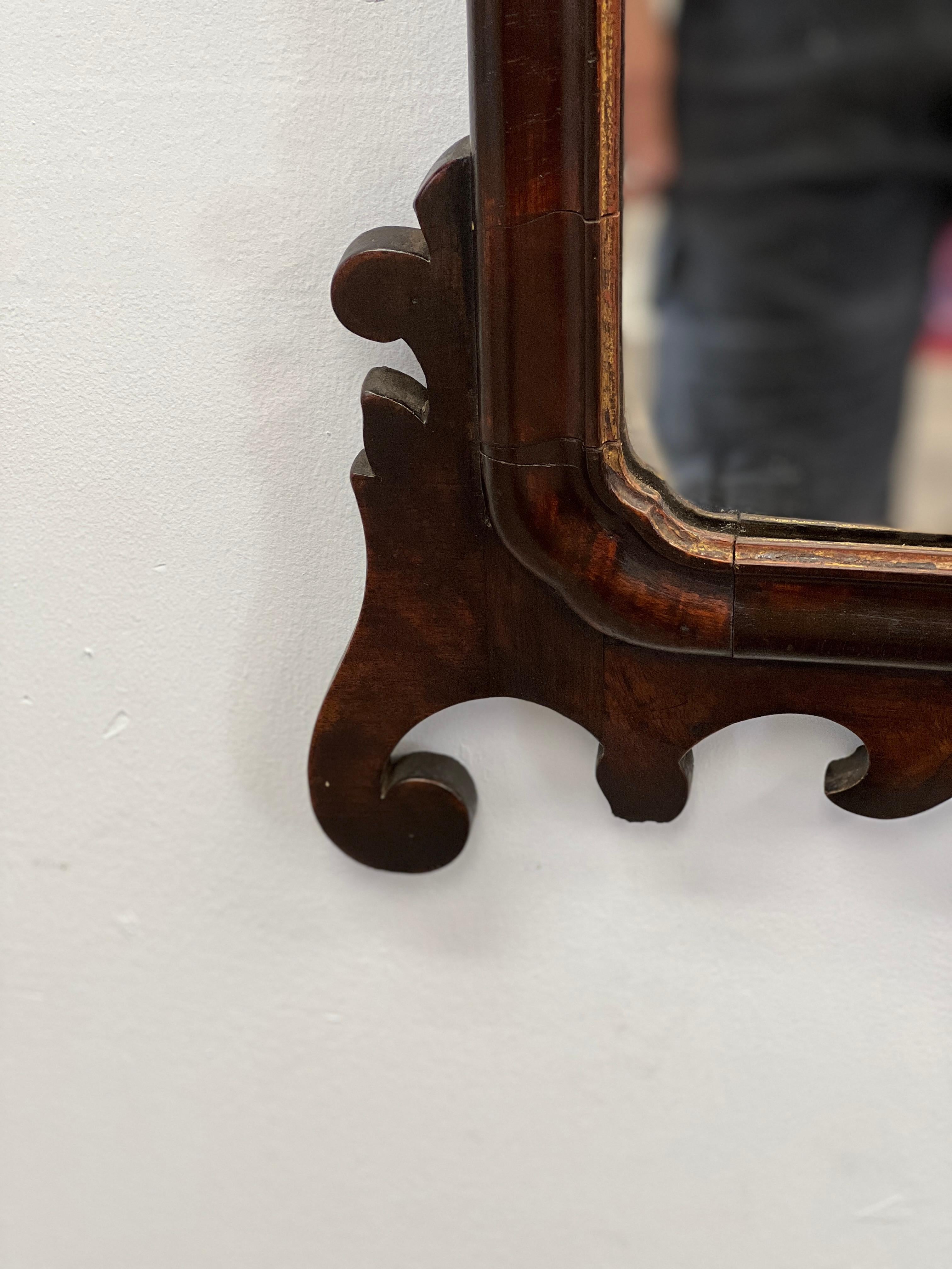 18th Century Chippendale English Mantel Mirror belonging to Lord Hillingdon For Sale 3