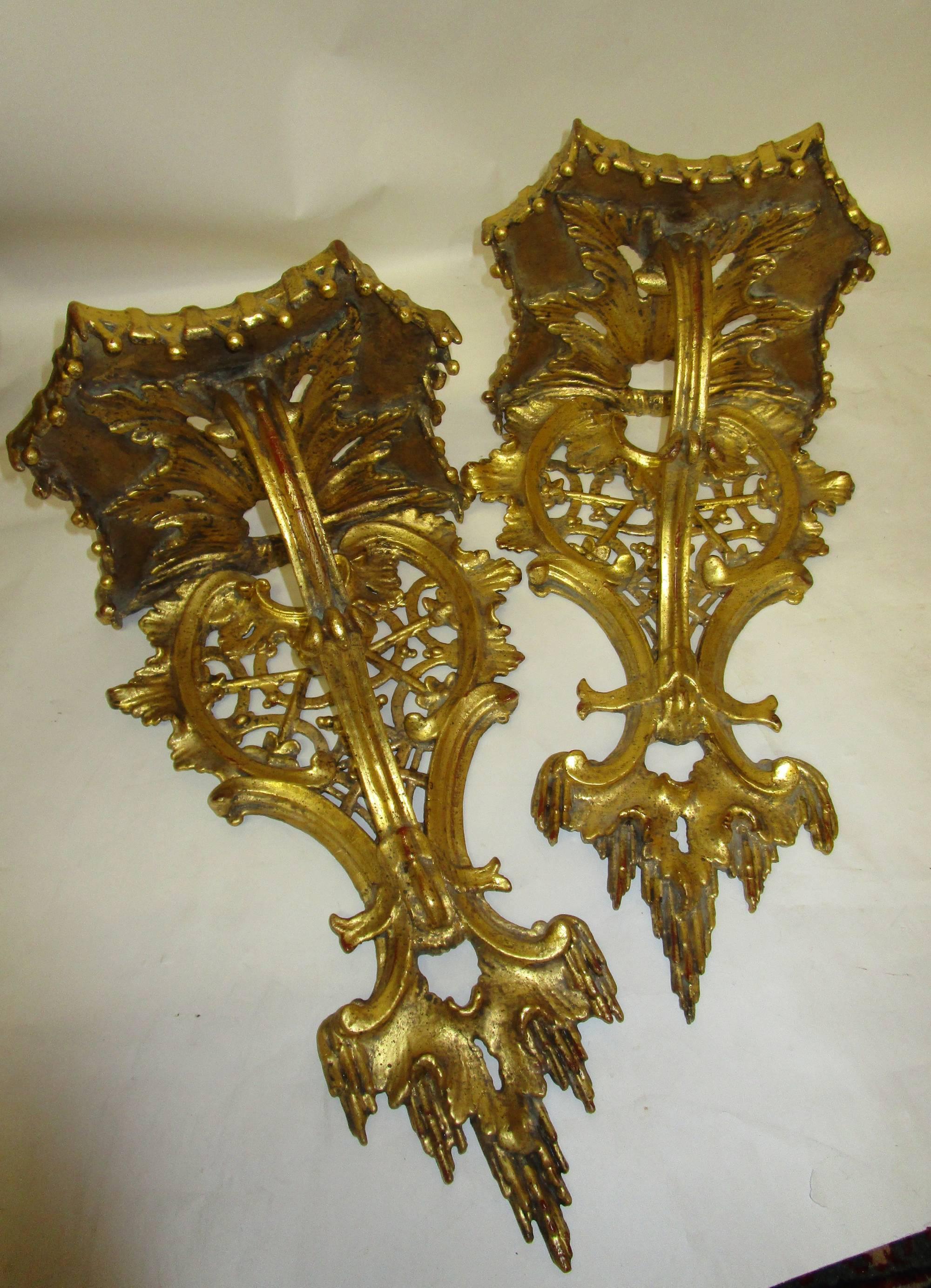 18th century Chippendale Giltwood English Wall Bracket, Pair 8