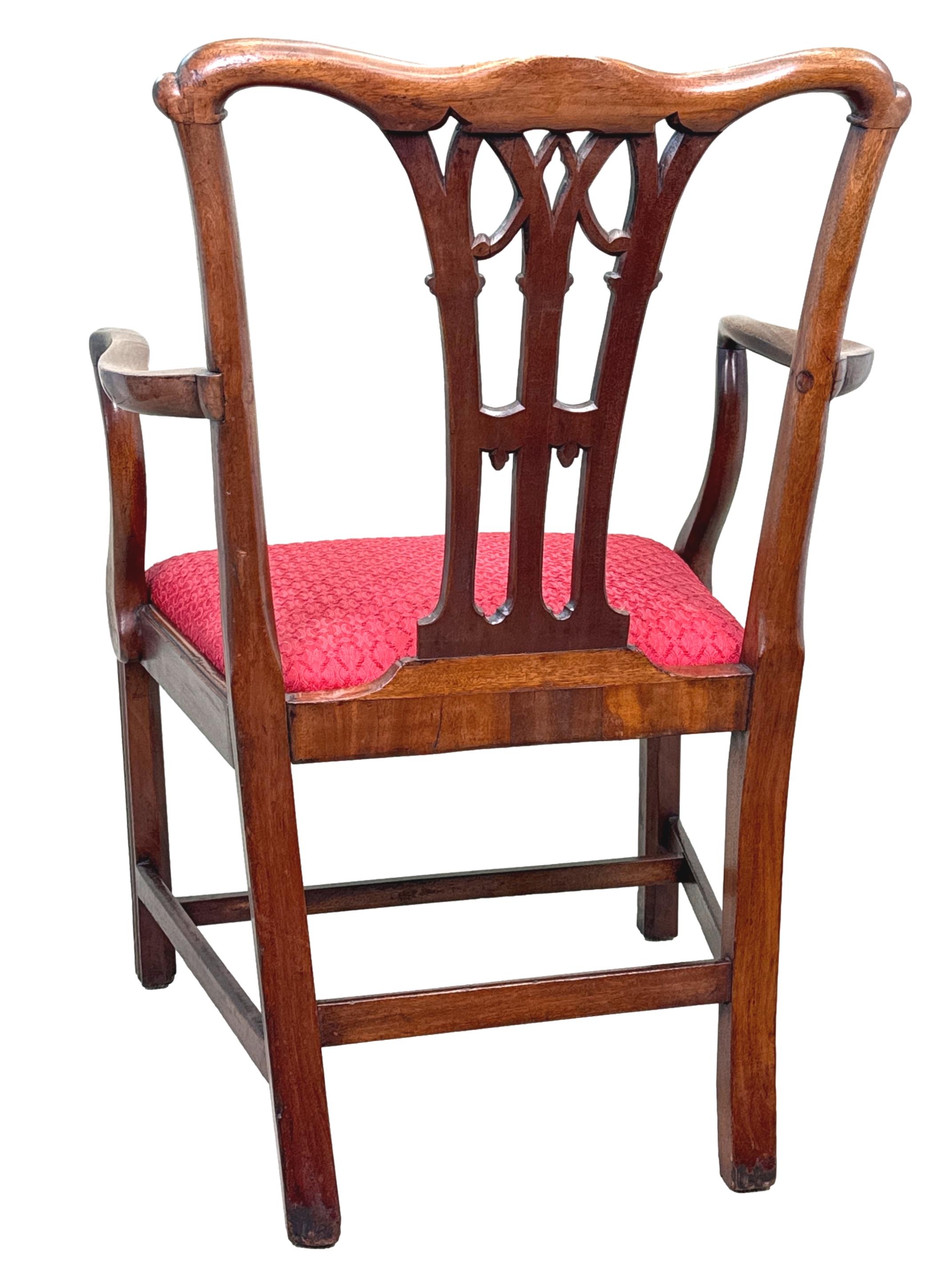 Fauteuil Chippendale en acajou du 18e siècle en vente 4