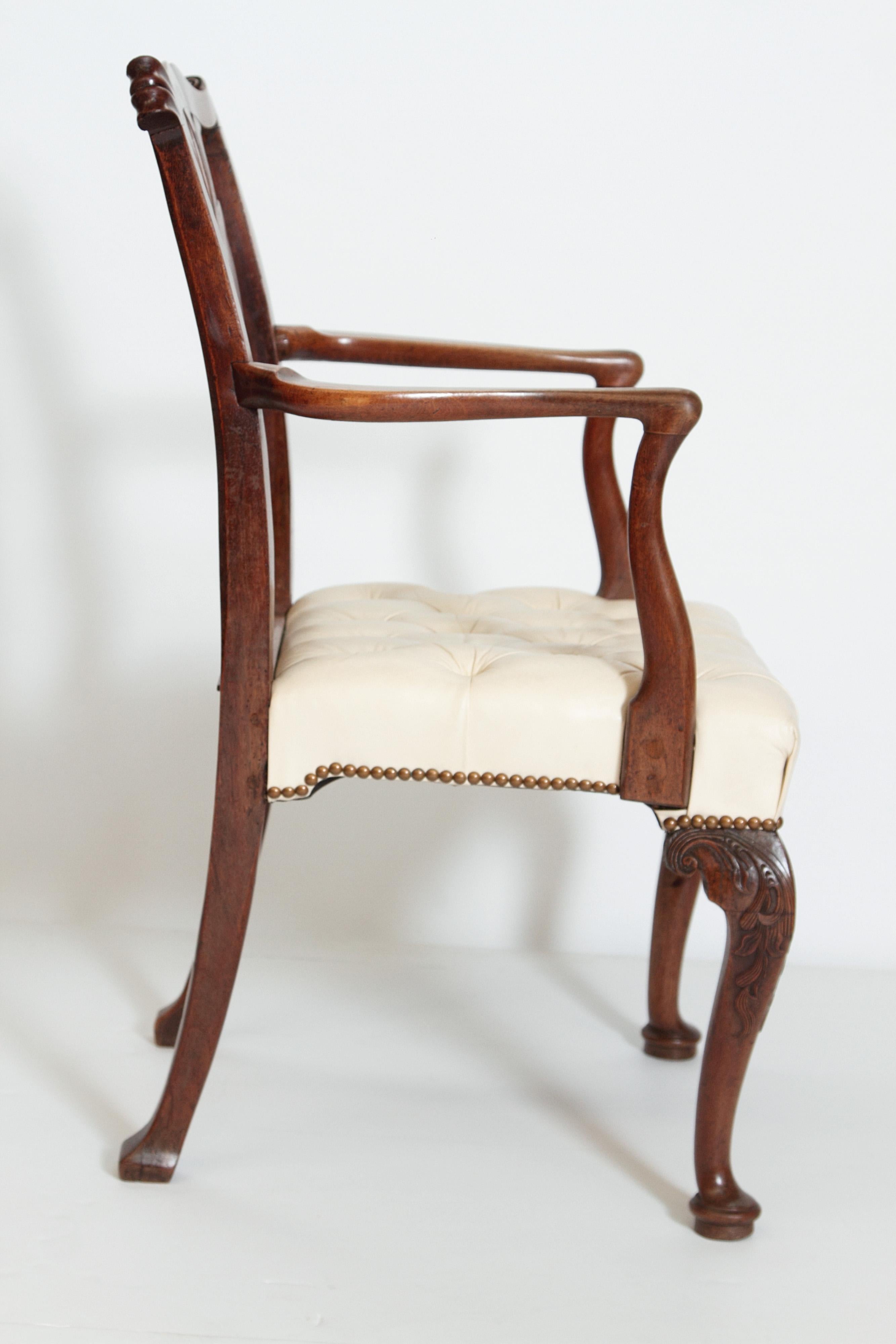 18th Century and Earlier 18th Century Chippendale Mahogany Armchair For Sale