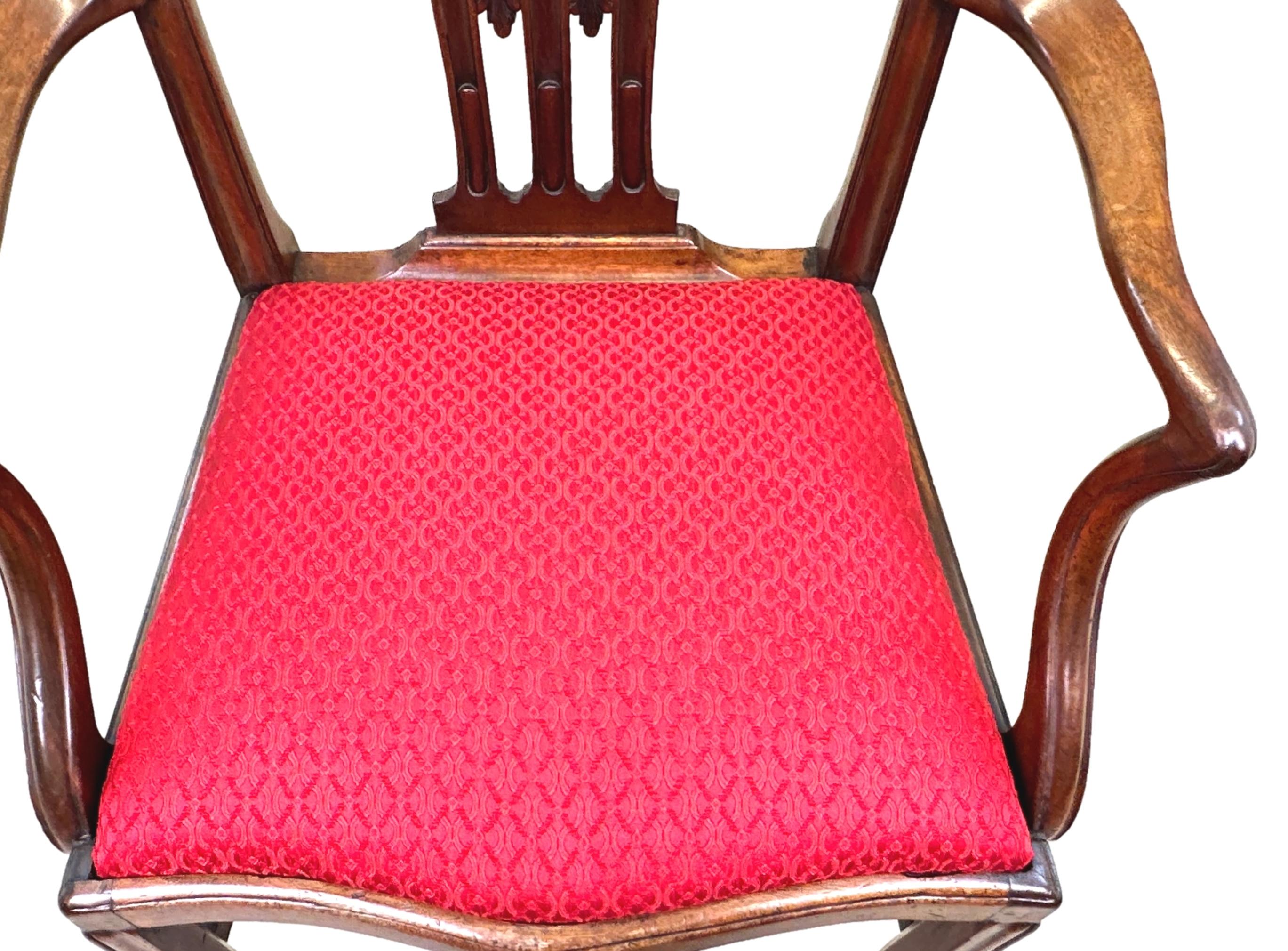 Chippendale-Mahagoni-Sessel aus dem 18. Jahrhundert im Angebot 3