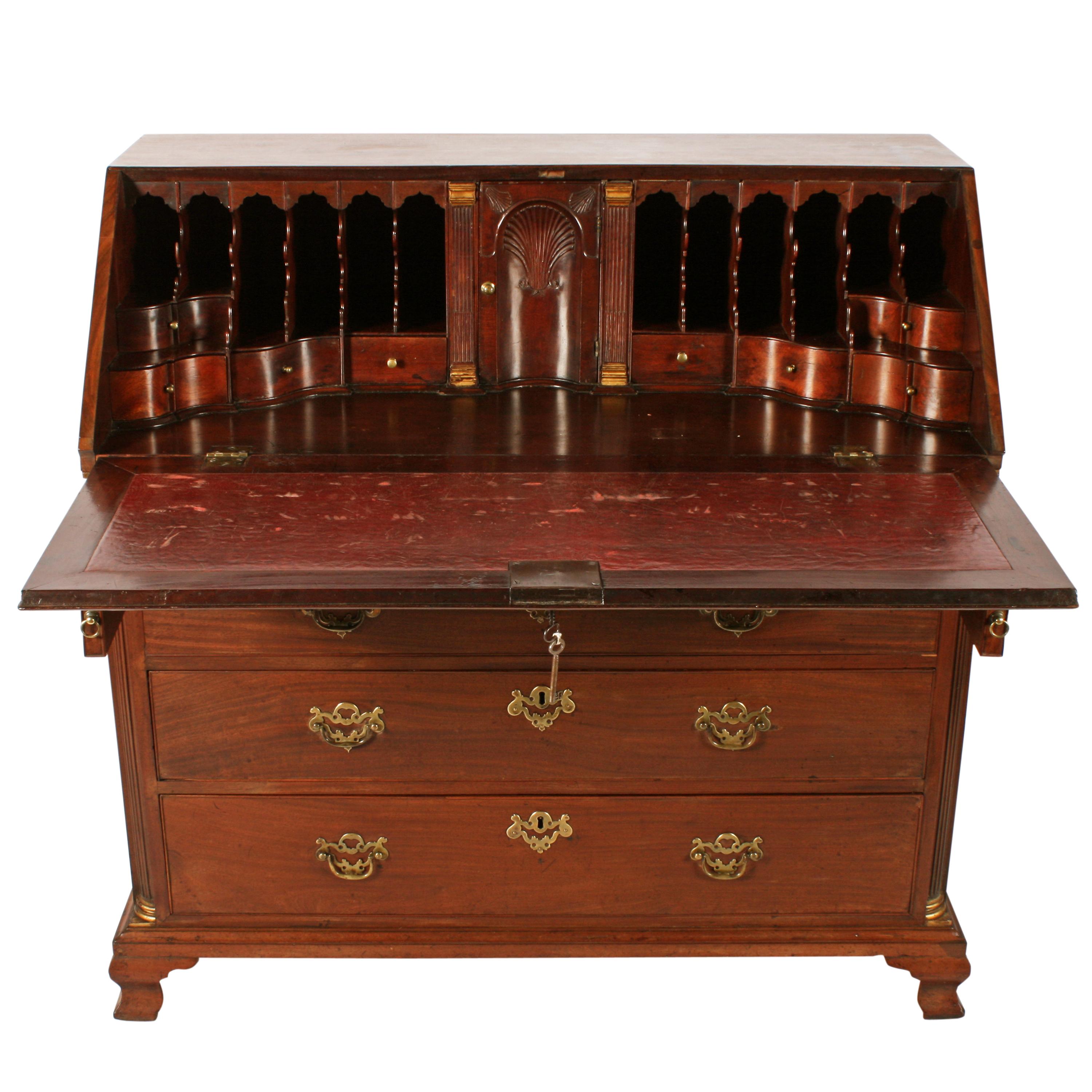 English 18th Century Chippendale Georgian Mahogany Bureau Desk For Sale