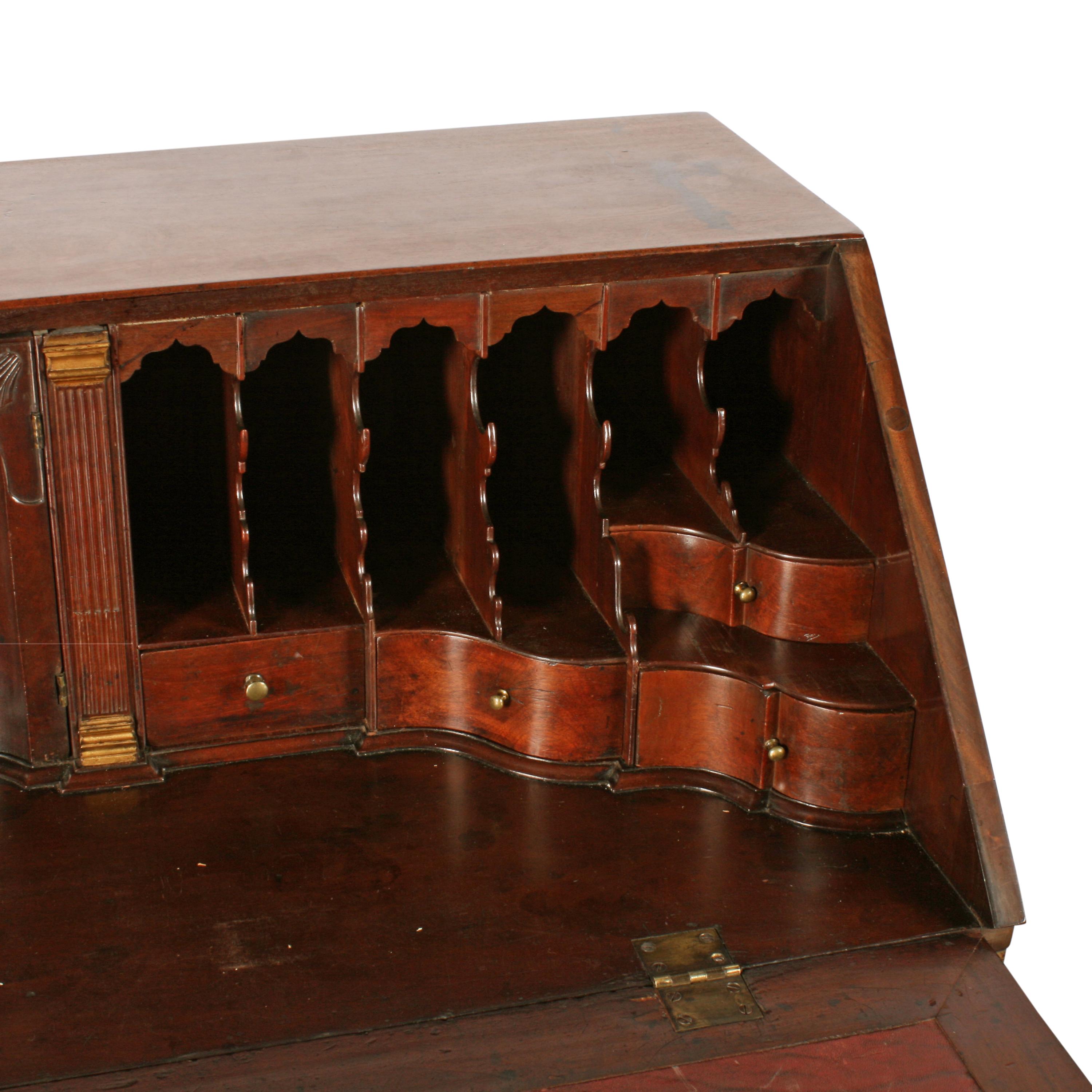 18th Century Chippendale Georgian Mahogany Bureau Desk For Sale 1