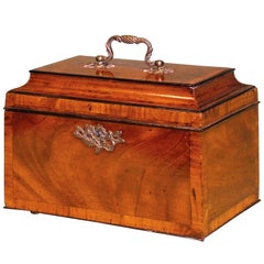 Caja de té de caoba Chippendale del siglo XVIII