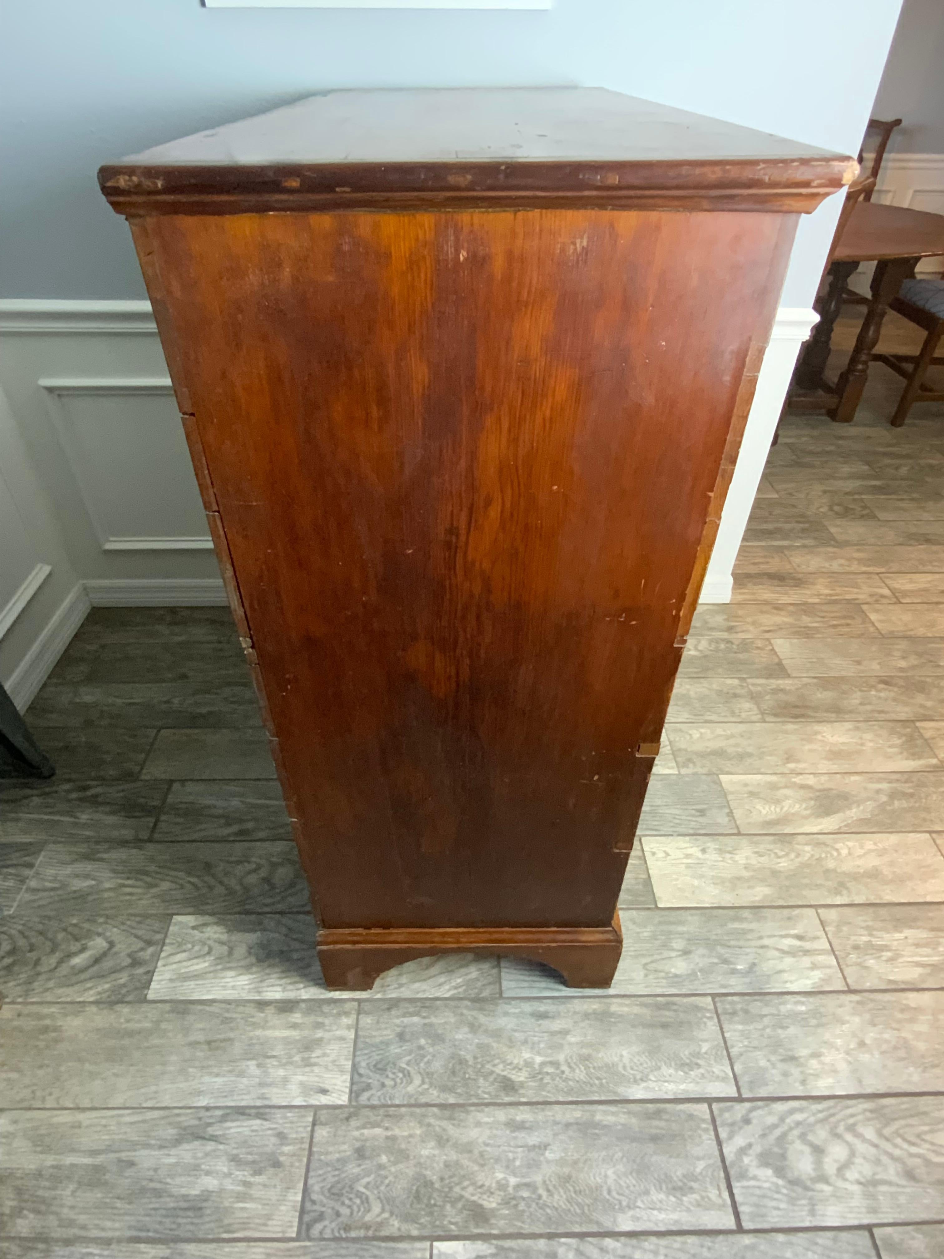 Coffre à mules et à couvertures Chippendale du 18e siècle Bon état - En vente à Bradenton, FL