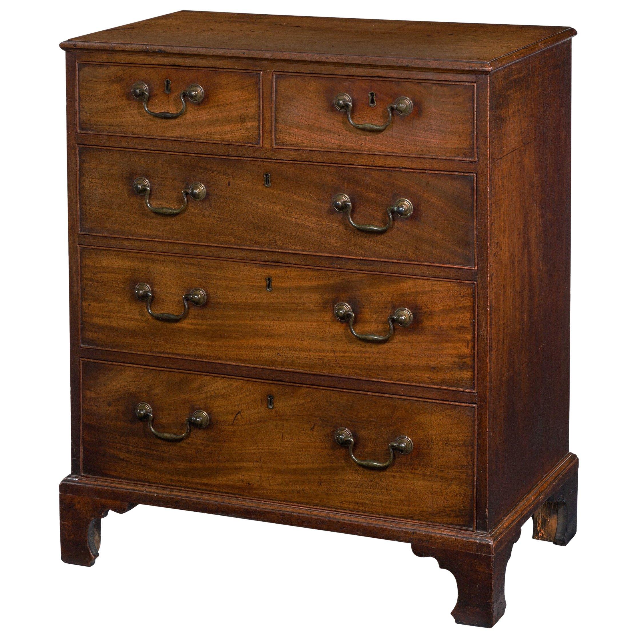 18th Century Chippendale Period Mahogany Chest of Drawers For Sale